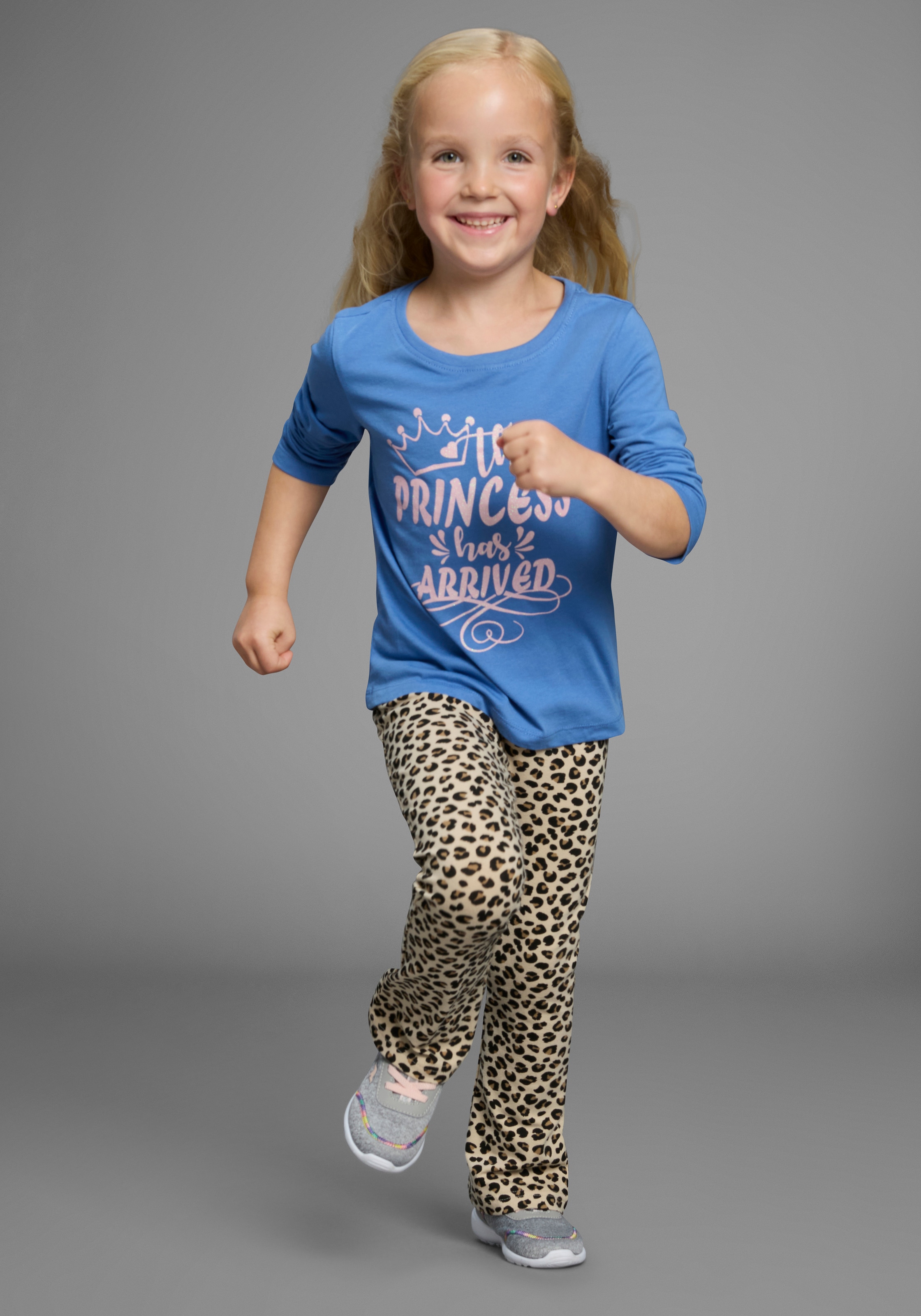 KIDSWORLD Leggings »Leggings mit Schlag«, Jazzpants Bootcut, Leoprint