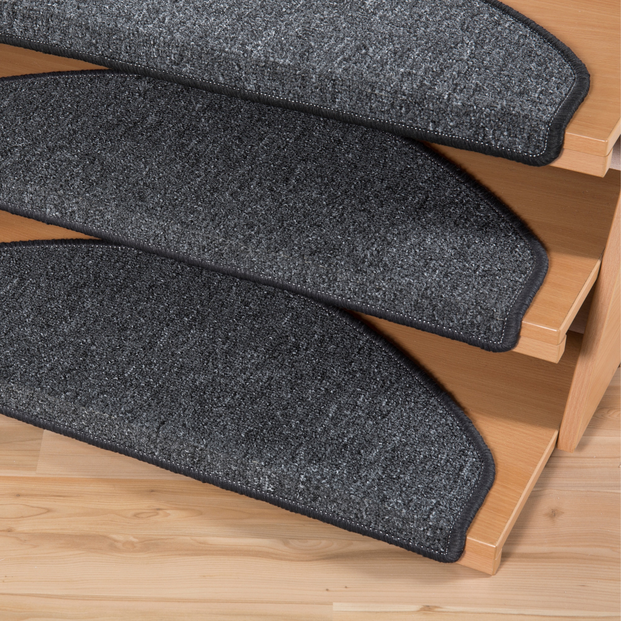 Andiamo Stufenmatte »Bob, Made in Poland« halbrund 4,5 mm Höhe melierte Schlinge, selbstklebend, Set mit 2 Stück oder 15 Stück