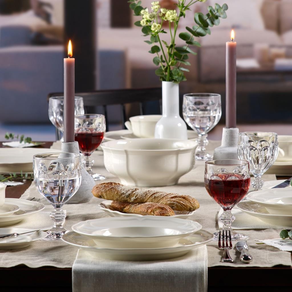 Villeroy & Boch Geschirr-Set »Tafelservice Manoir 12er Set weiß« Spülmaschinenfest, Mikrowellensicher