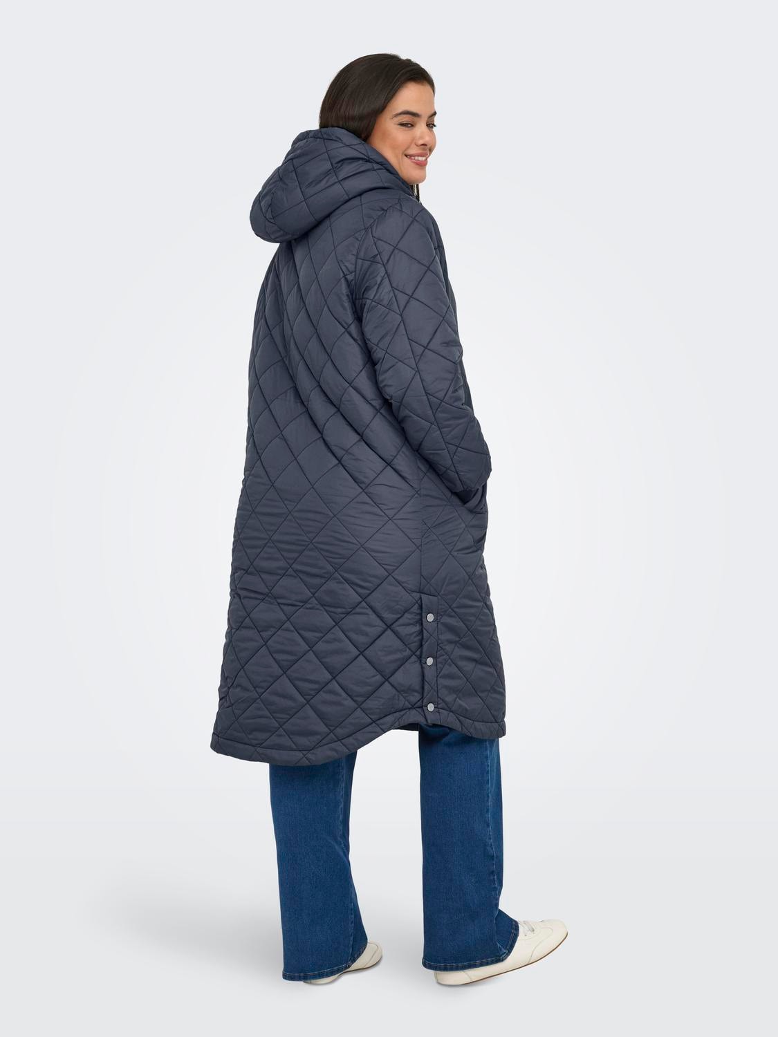 ONLY CARMAKOMA Steppmantel »CARNEWSANDY QUILT COAT CC OTW«