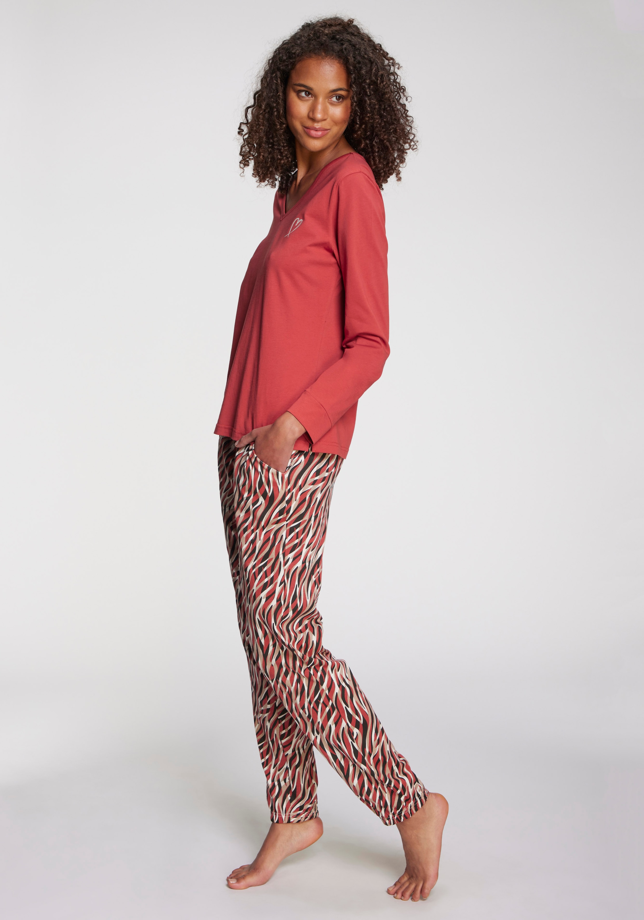 Vivance Dreams Longsleeve, mit kleinem Herzprint