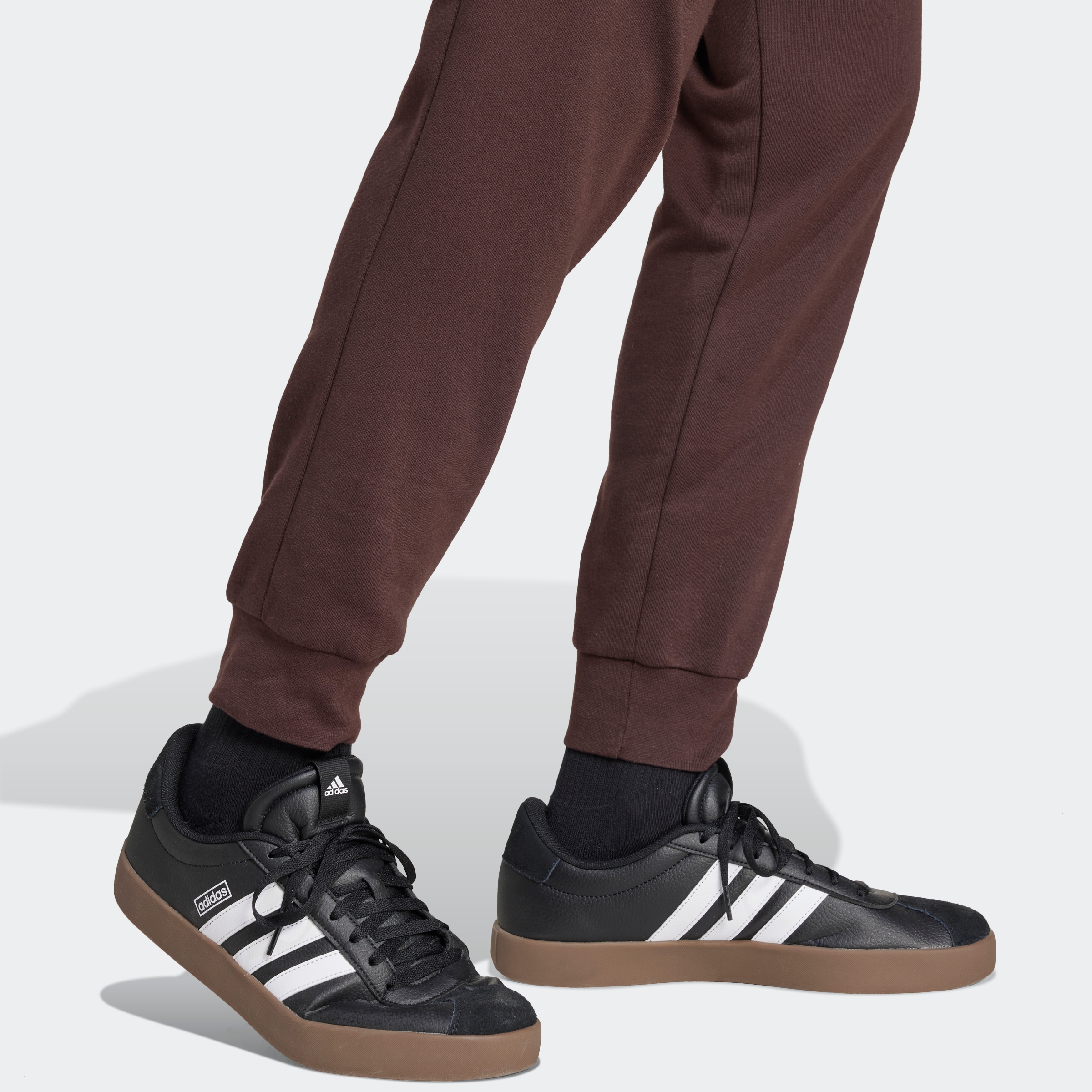 adidas Sportswear Sporthose »M FELCZY C PANT«, (1 tlg.), Jogginghose Cargo aus weichem Fleece-Material