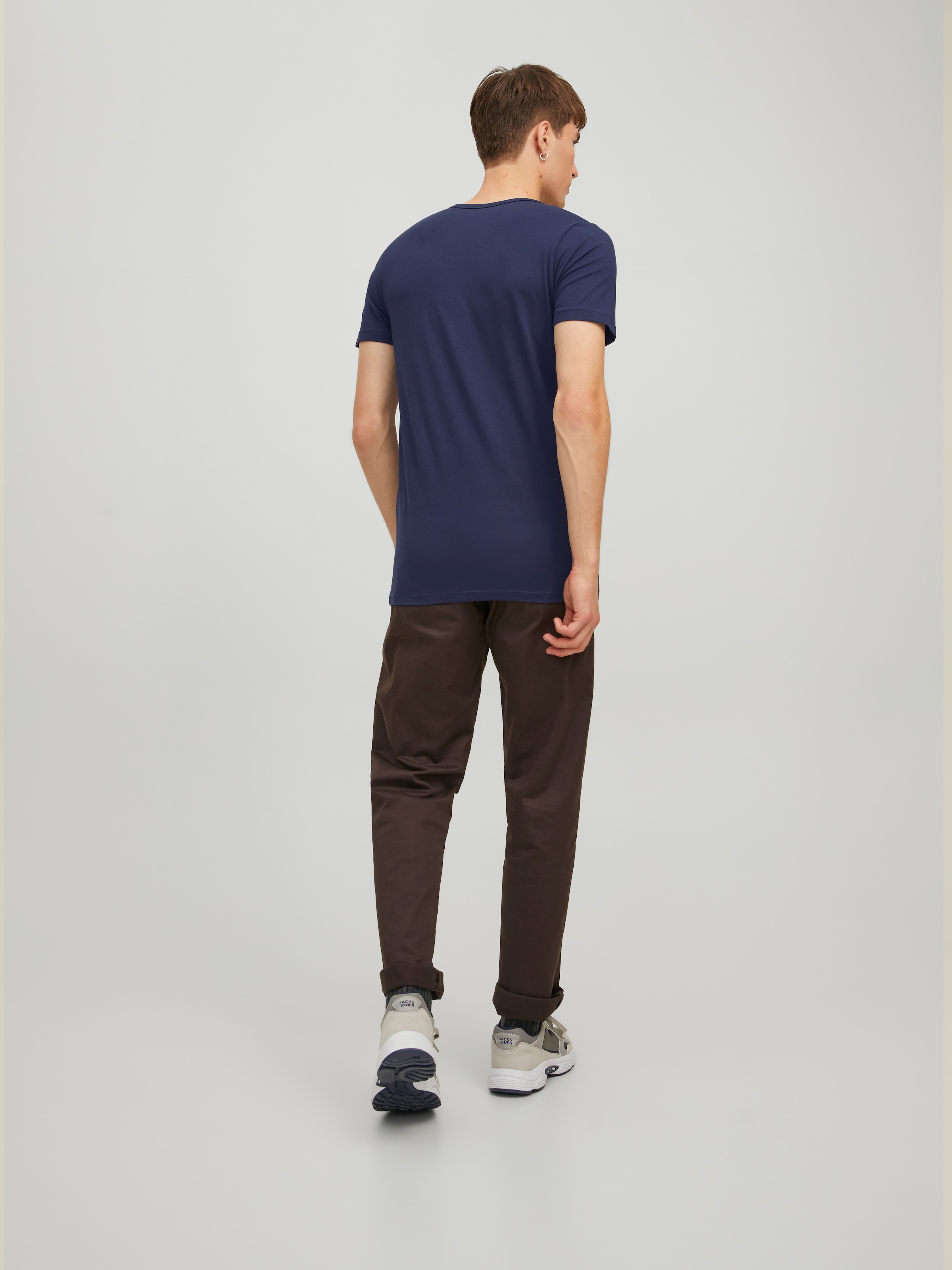 Jack & Jones T-Shirt »SLIM- FIT BASIC TEE V-NECK« mit V-Ausschnitt