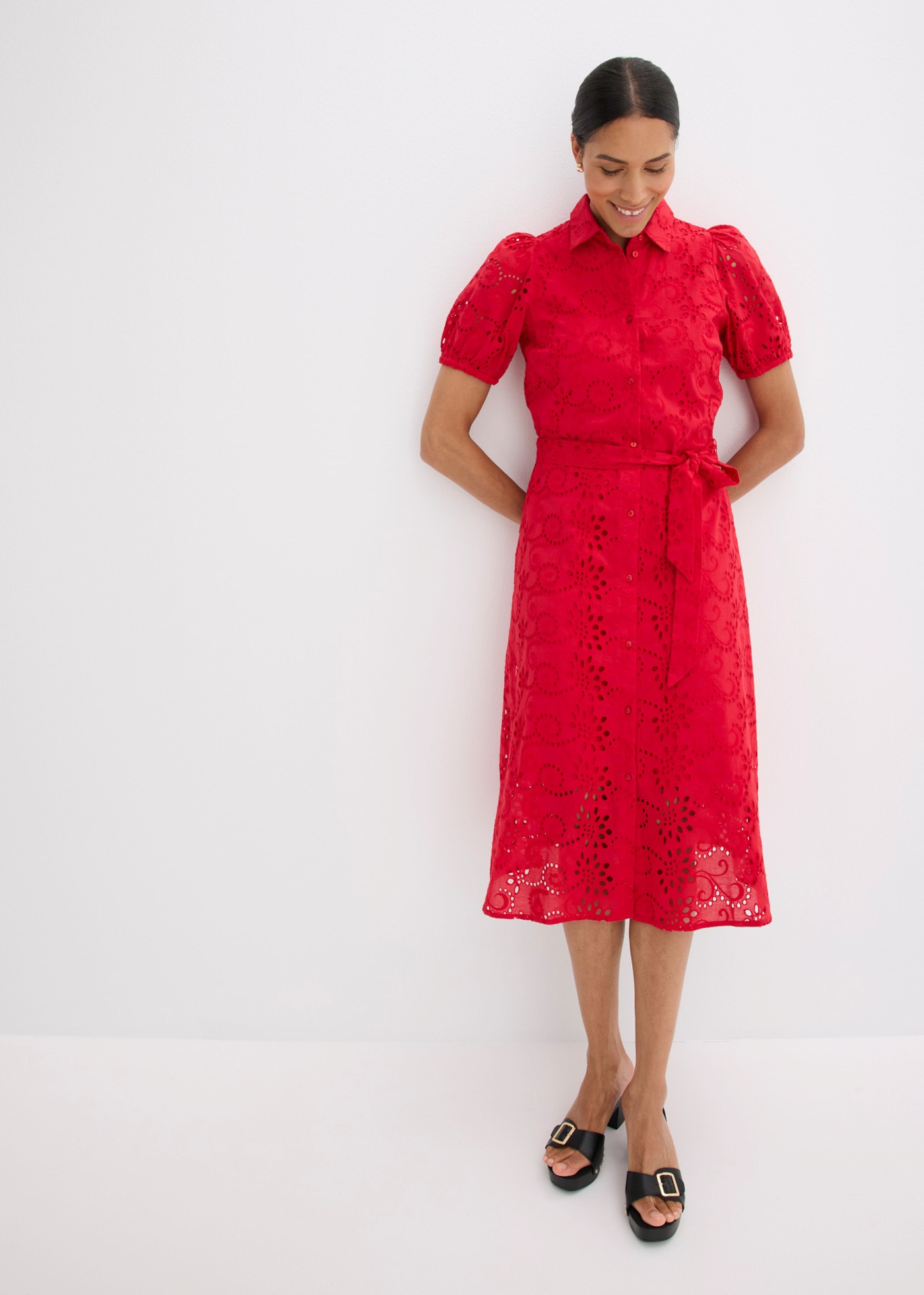 bonprix Blusenkleid aus reiner Baumwolle, mit Lochstickerei