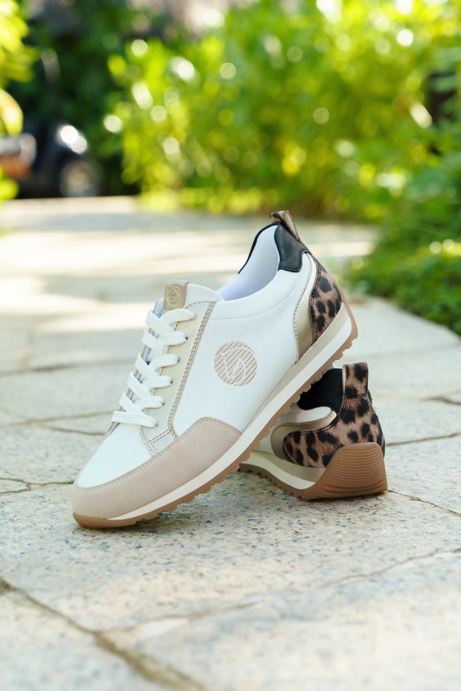 Remonte Sneaker  Schnürschuh, Halbschuh, Casual-Sneaker mit gepolstertem Schaftrand