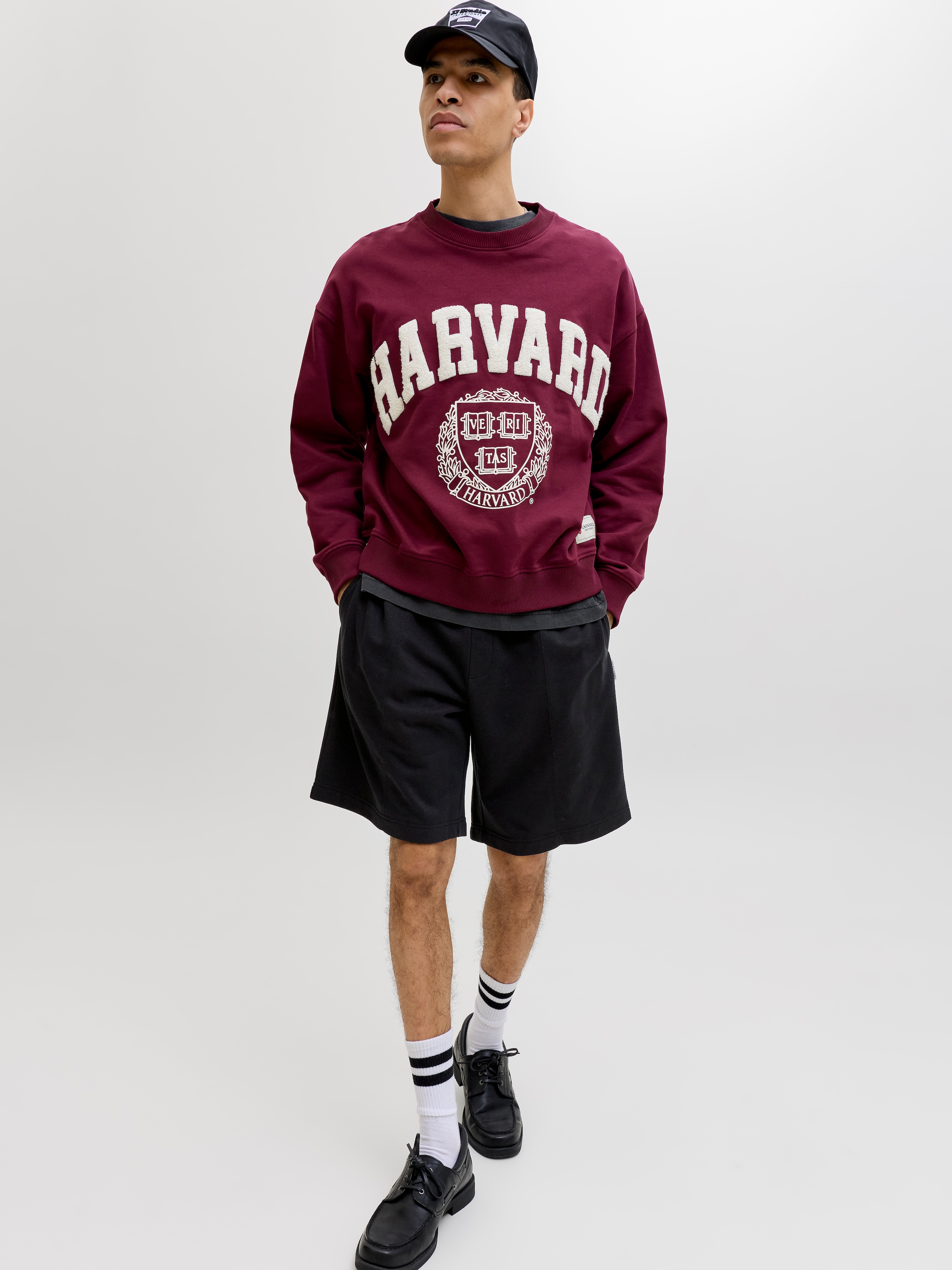 Jack & Jones Sweatshorts »JPSTKARL BRADLEY PINTUCK SHORT STYD SS26«  Materialmix, relexed fit