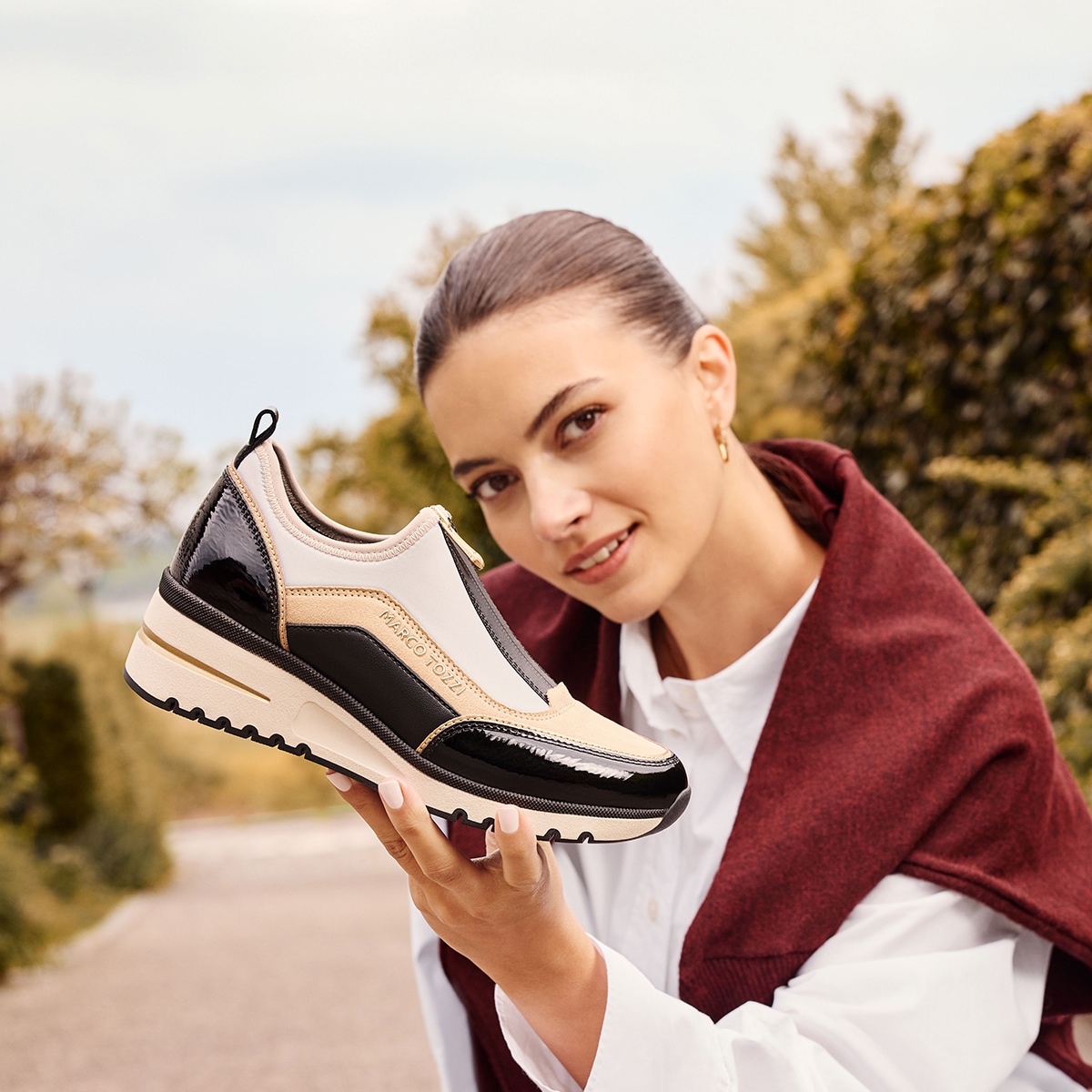 MARCO TOZZI Slip-On Sneaker, Keilabsatz, Halbschuh, Freizeitschuh mit Front-Reißverschluss