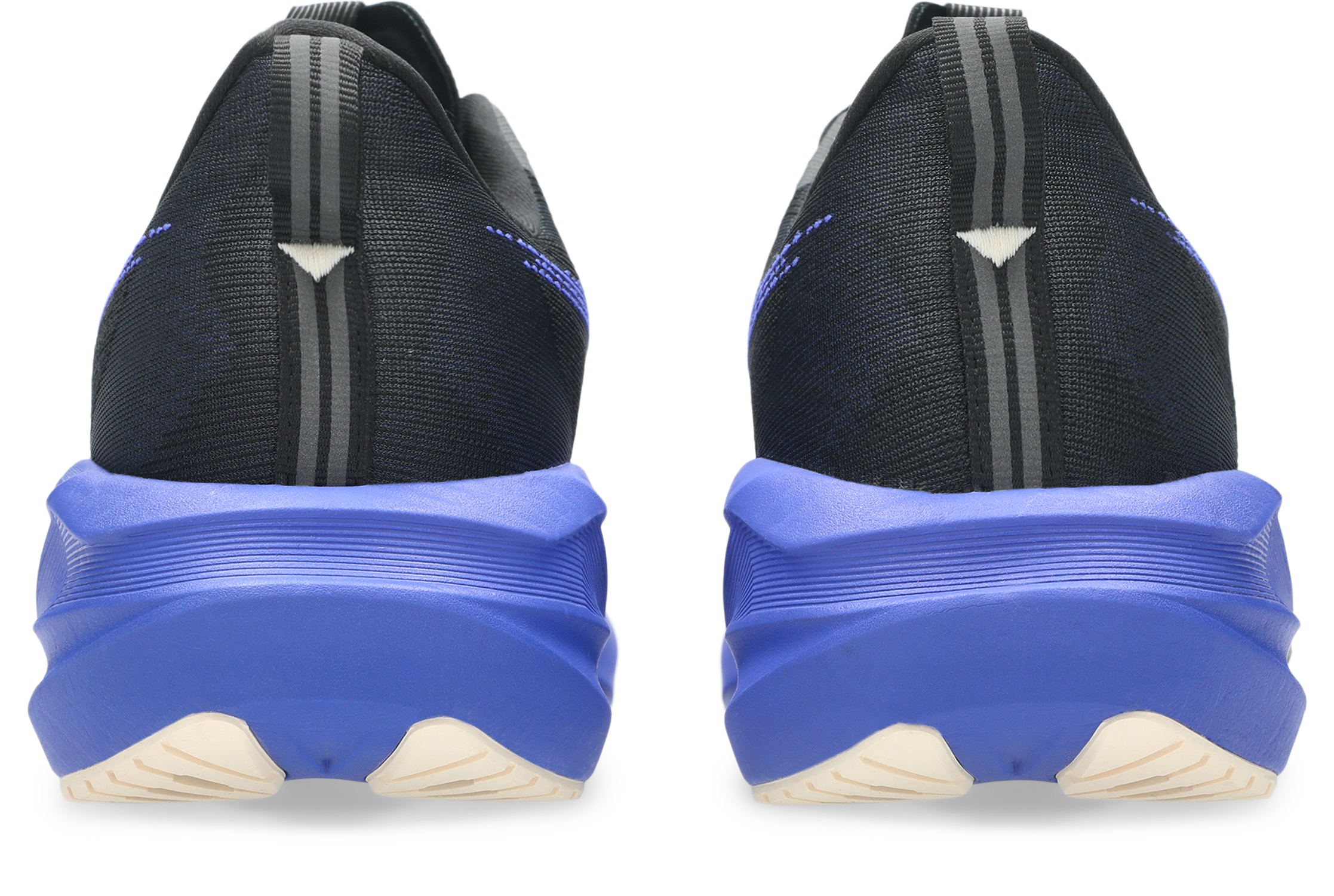 Asics Laufschuh »NOVABLAST 5«  mit Engineered Jacquard Mesh-Obermaterial, mit FF BLAST MAX Foam