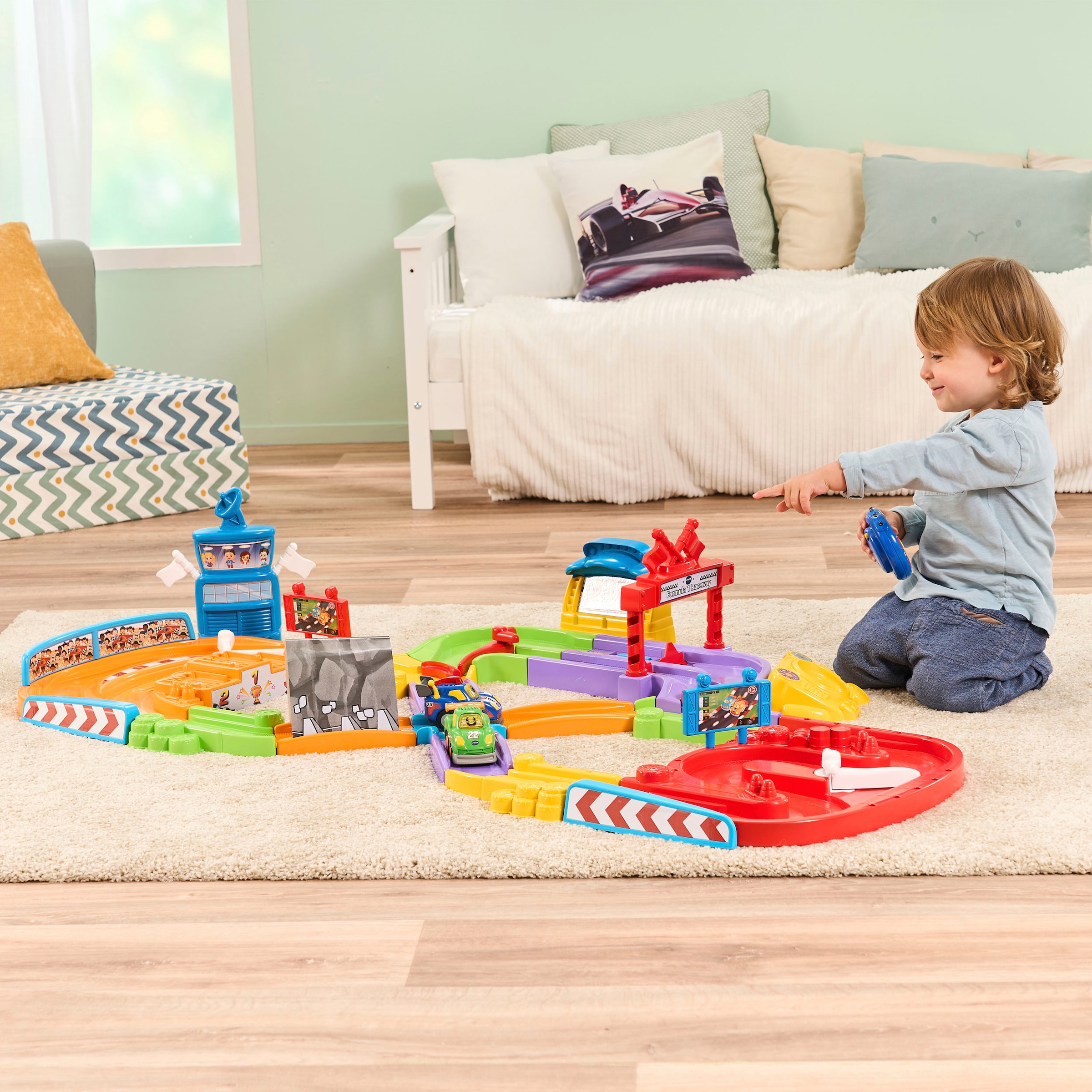 Vtech® Autorennbahn »Tut Tut Baby Flitzer - RC Autorennbahn«, mit Soundeffekt; inkl. RC-Flitzer und motorisierter Rennwagen