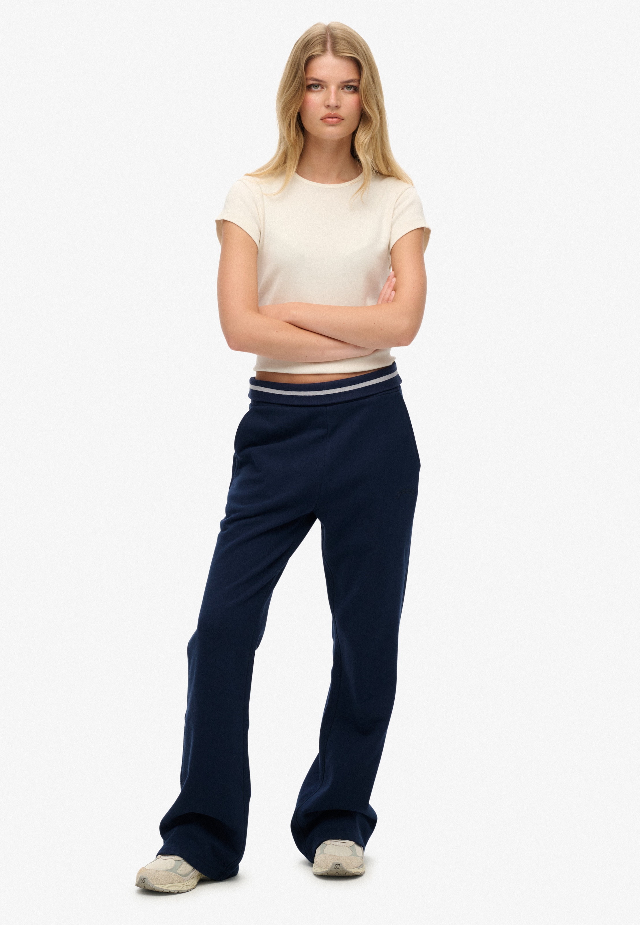 Superdry Sweathose »ESSENTIAL LOGO LR FLARE JOGGER«