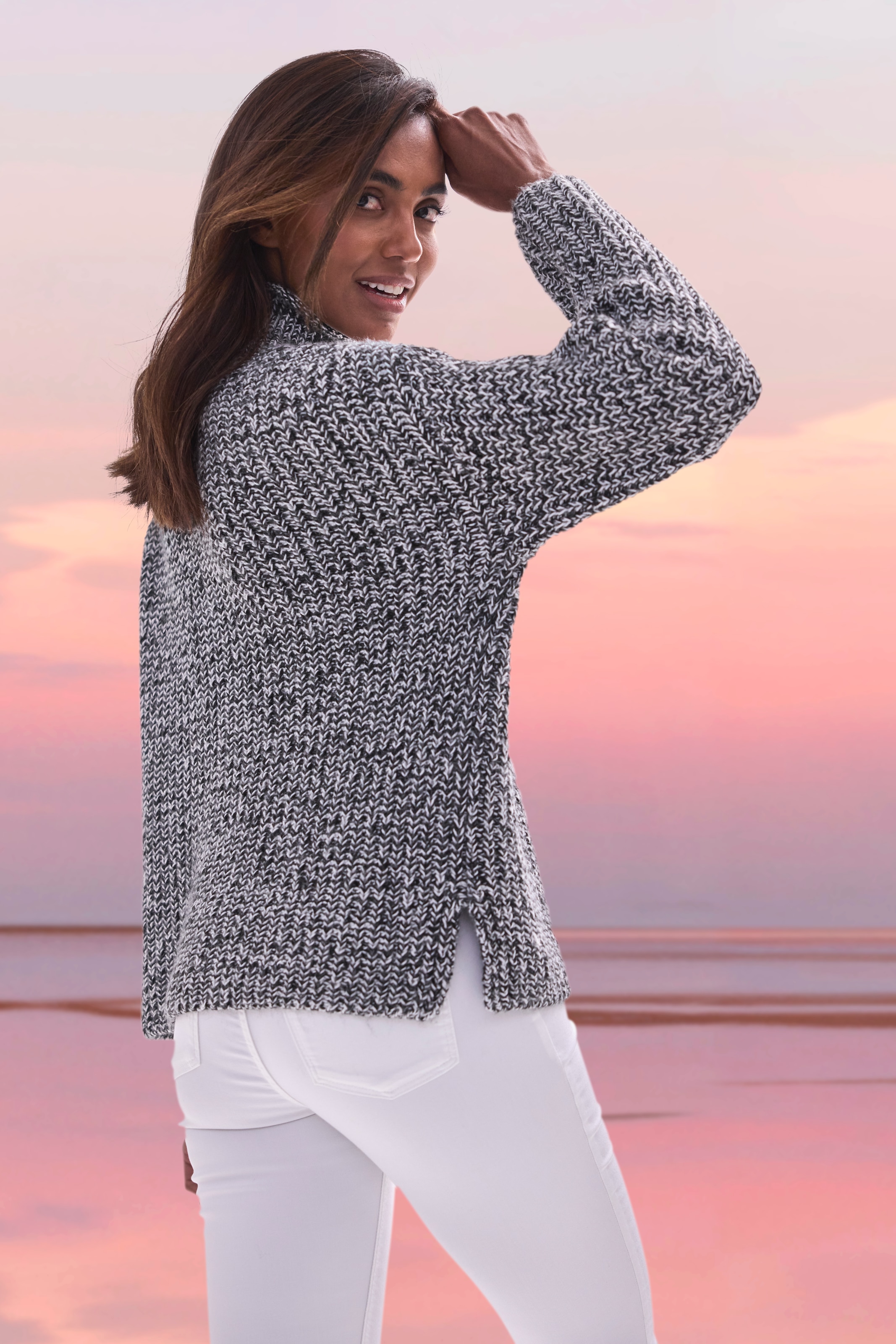 Buffalo Stehkragenpullover »in Melange-Optik« lockere Passform, warmer Strick, kuscheliger Strickpullover, Oversize