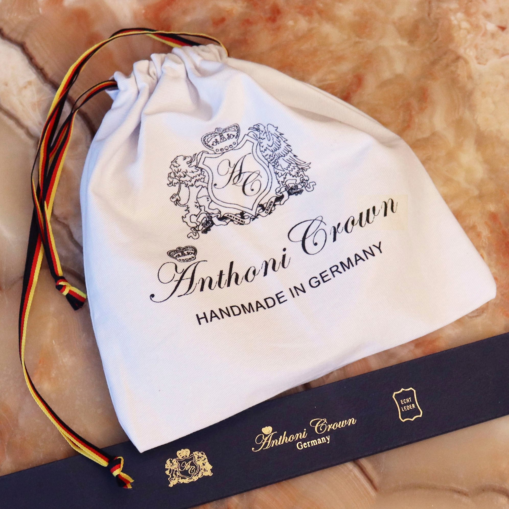 Anthoni Crown Ledergürtel, filigraner kaufen OTTO mit Dornschließe bei silberfarbener