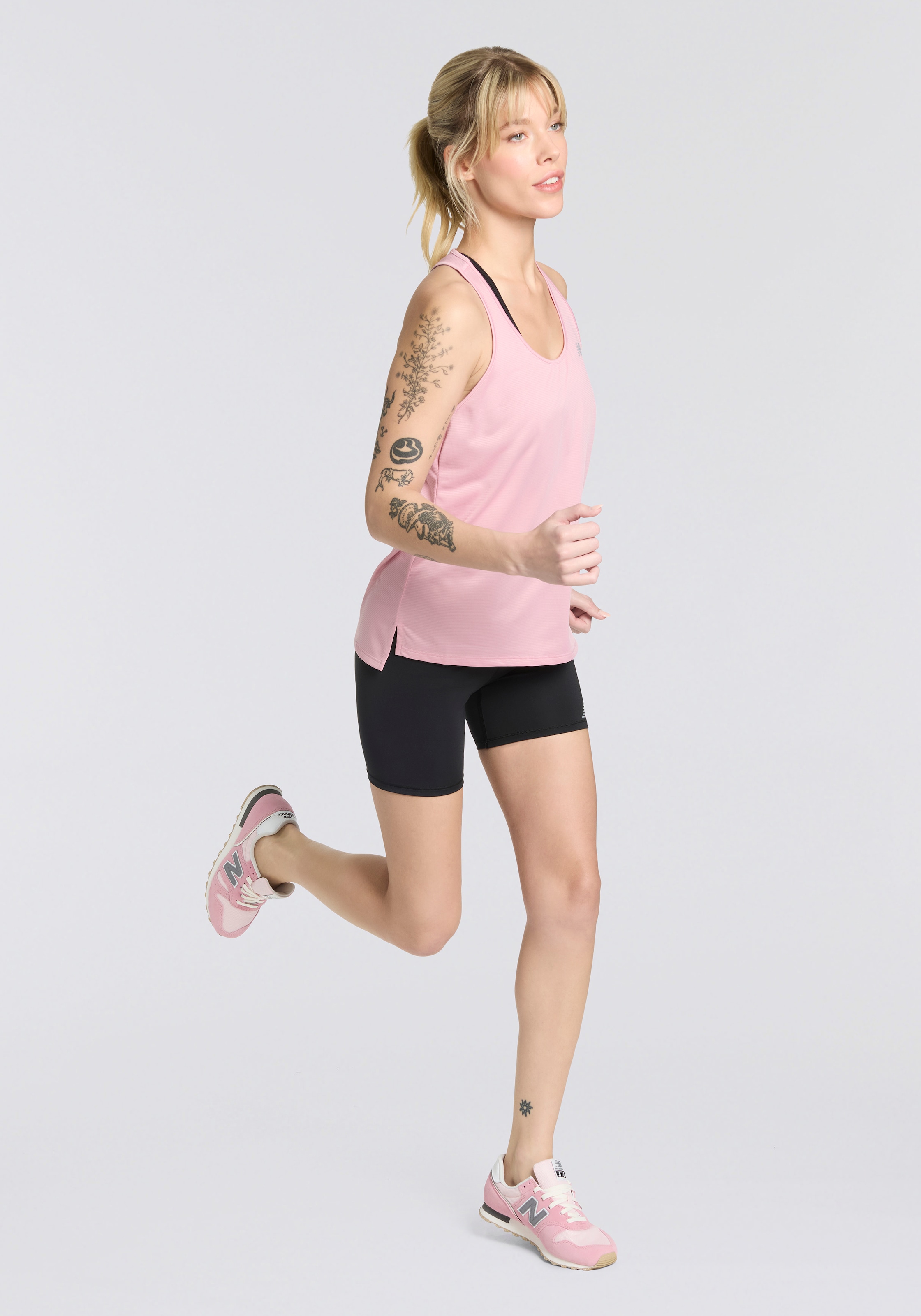 New Balance Tanktop »Sport Essentials Tank«, mit Ringerrücken