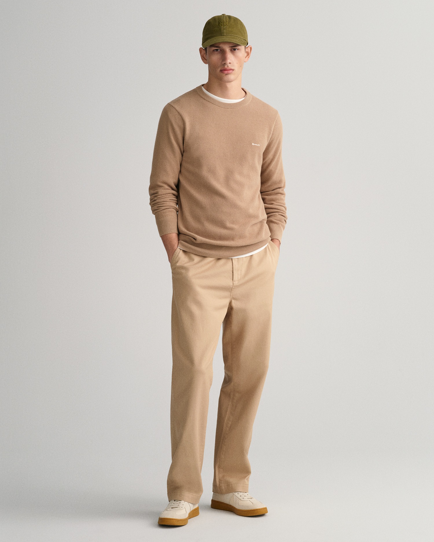 Gant Rundhalspullover »COTTON PIQUE C-NECK«, mit Logostickerei auf der Brust
