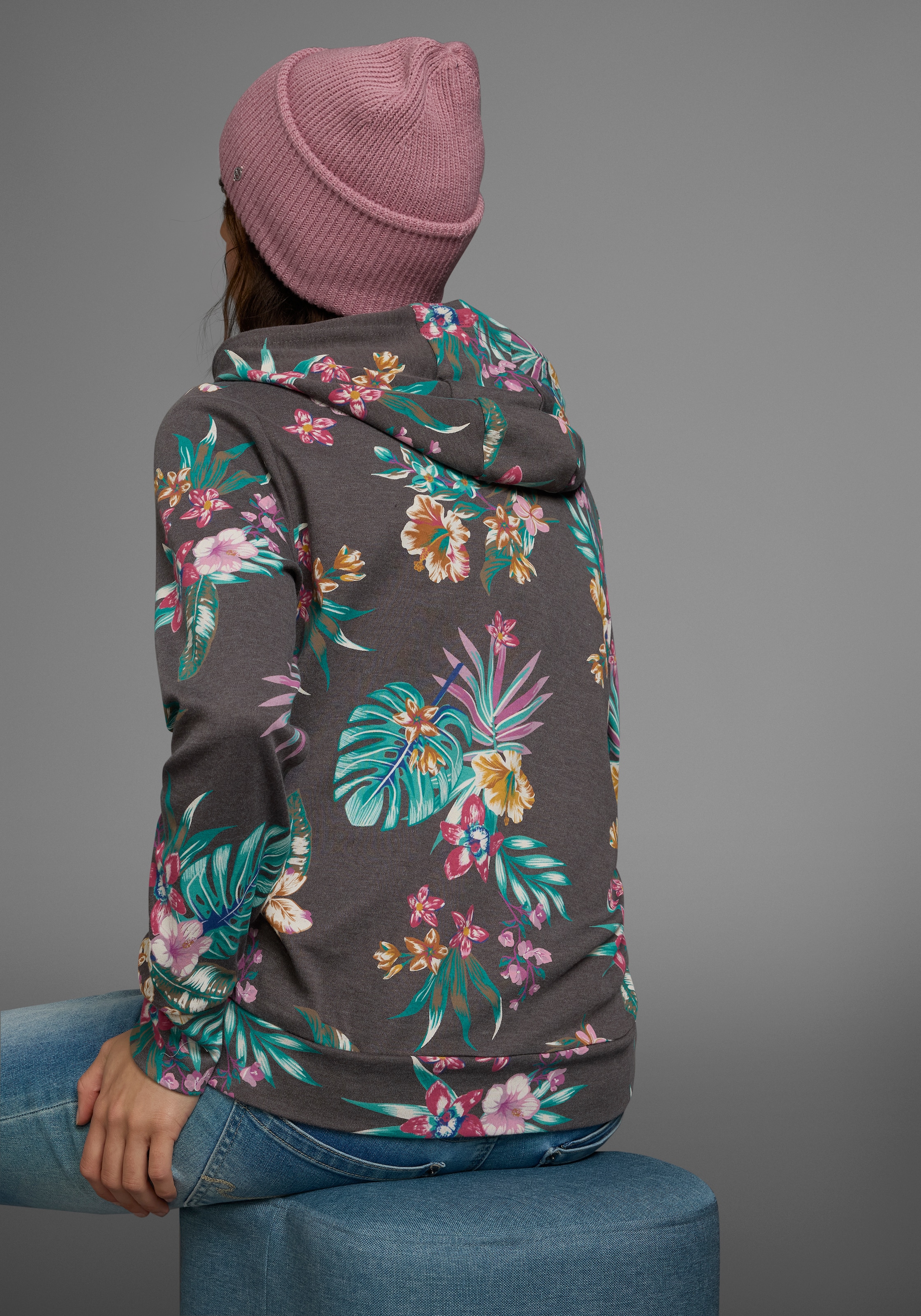 KangaROOS Kapuzensweatshirt, Langarm, figurumspielender Schnitt, aus Interlockmaterial