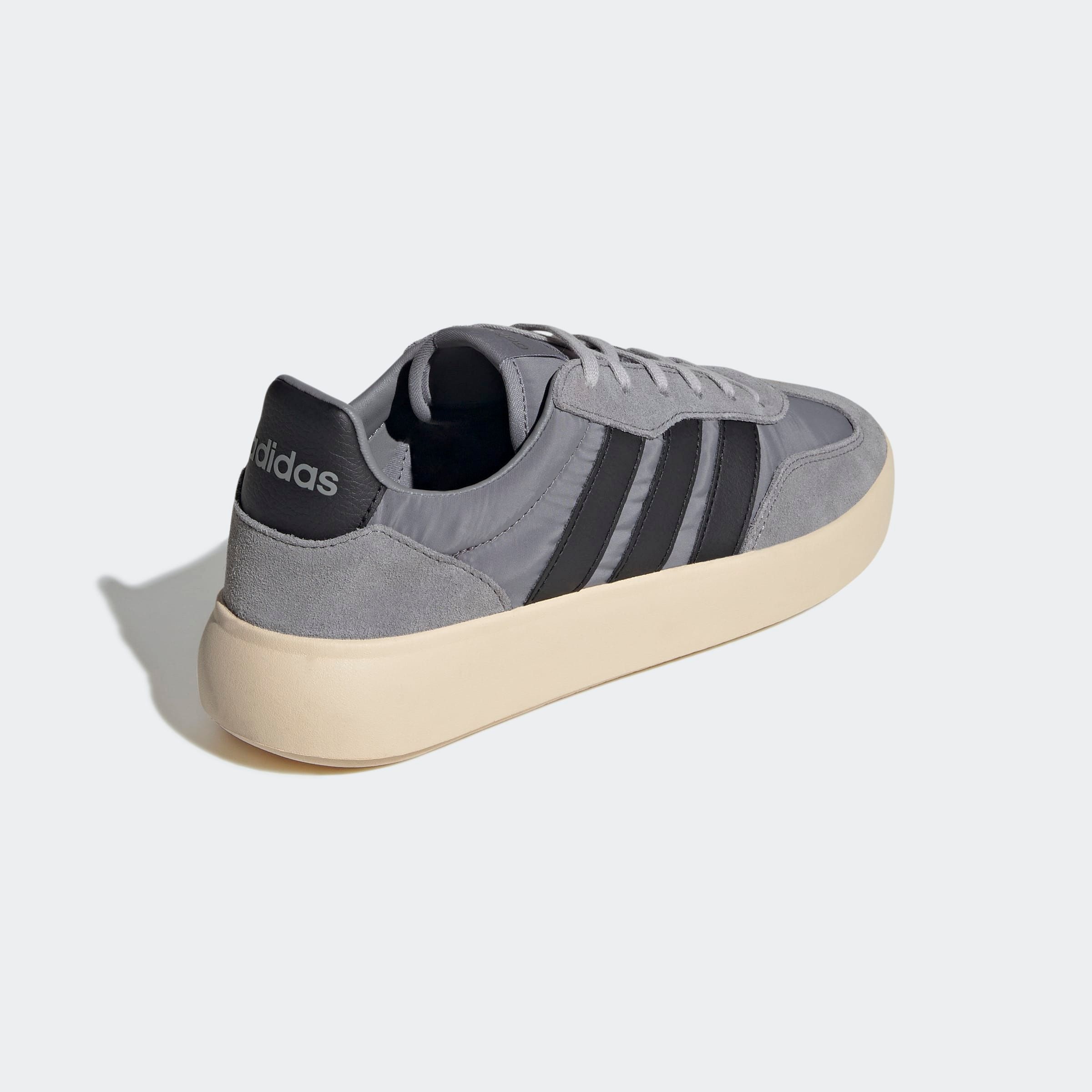 adidas Sportswear Sneaker »BARREDA DECODE«, Design auf den Spuren des adidas Handball Spezial
