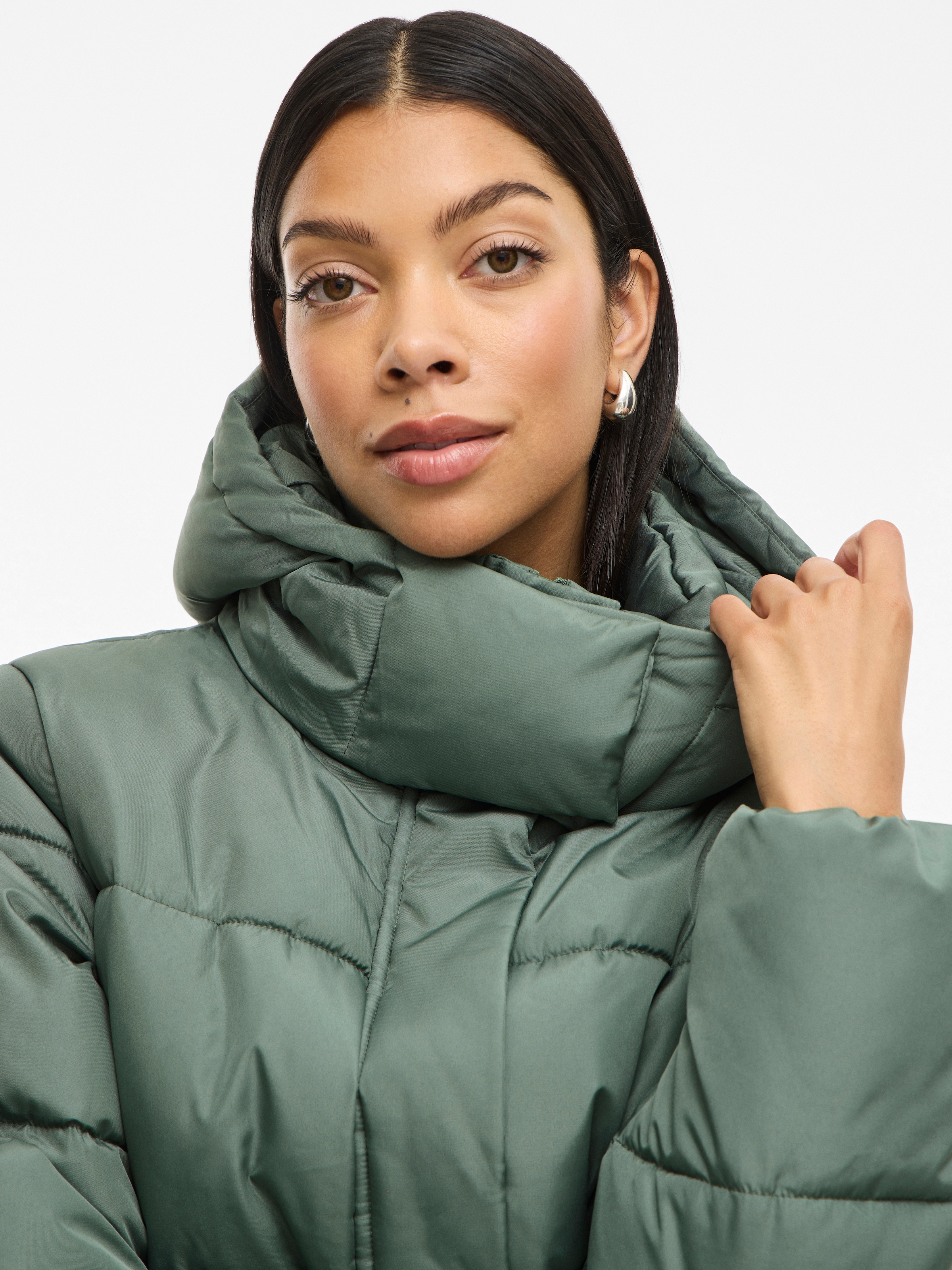 Vila Steppjacke »VIMILJA PADDED PUFFER - NOOS«, mit Kapuze