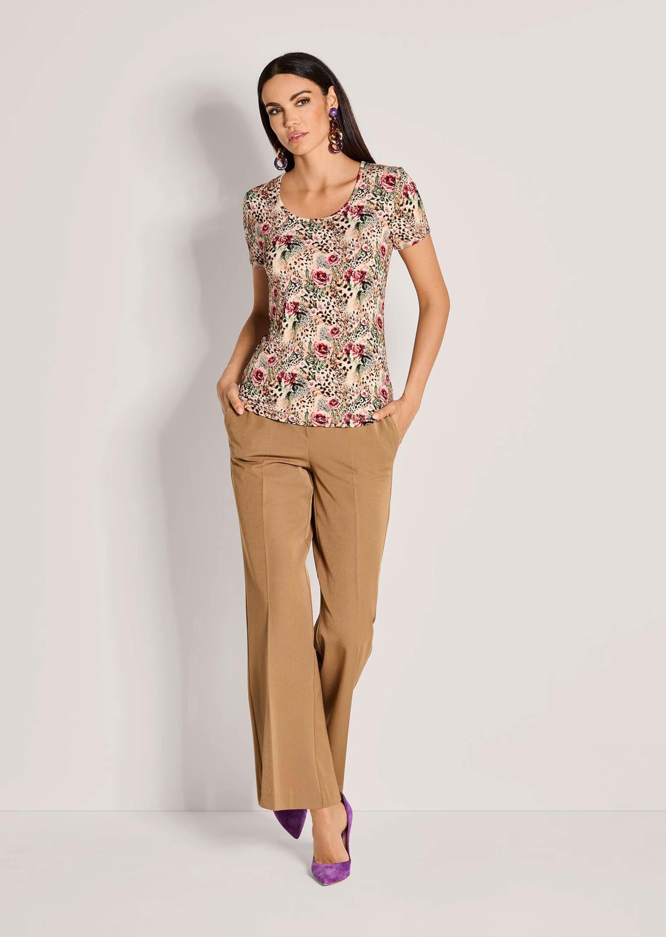 MADELEINE Kurzarmshirt »Blusenshirt Elegantes Oberteil mit romantischem Druck«