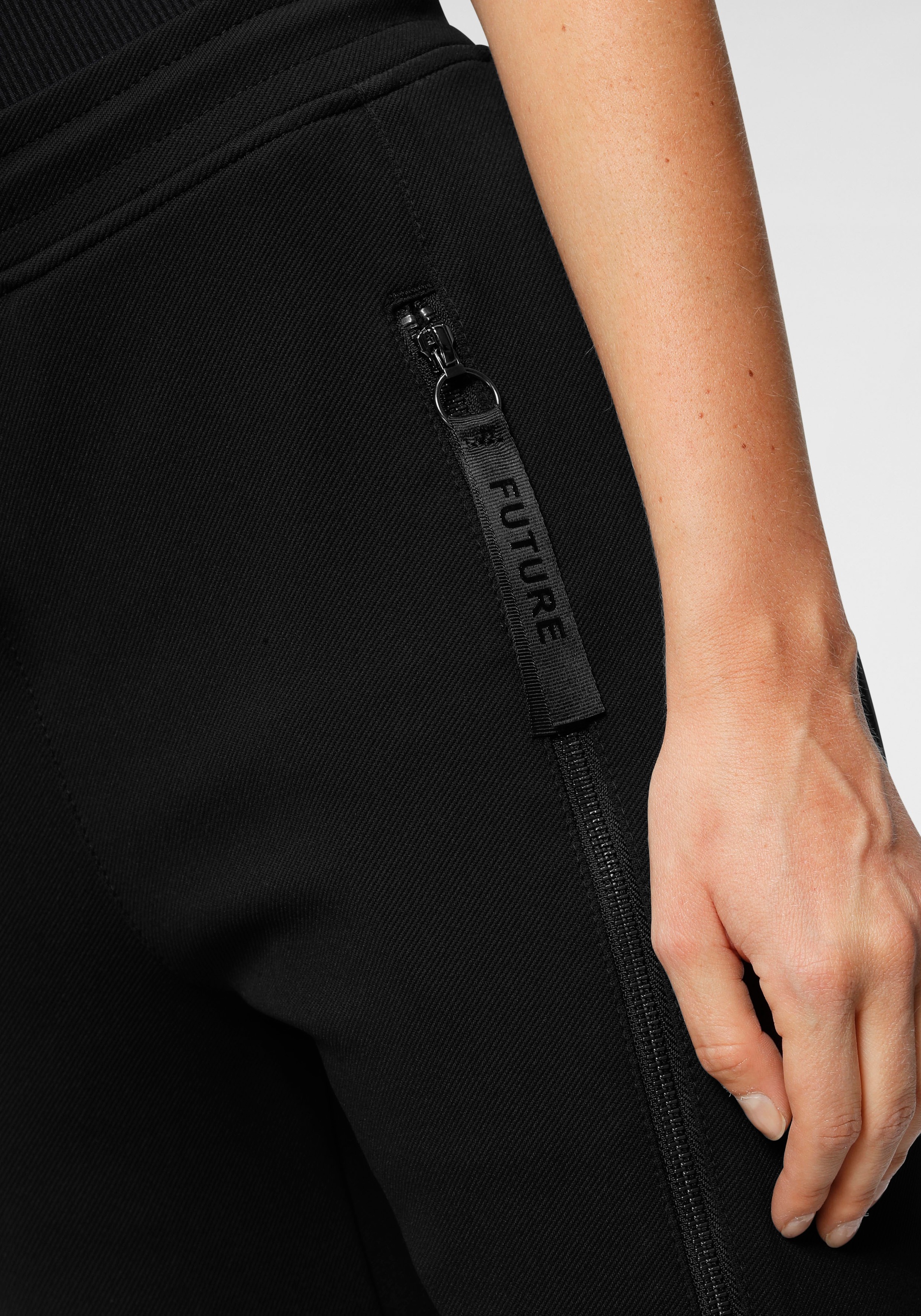 MAC Jogger mit Taschen bestellen im großen Pants OTTO Online Gewebte Shop Schlupfform »Future-Pants«