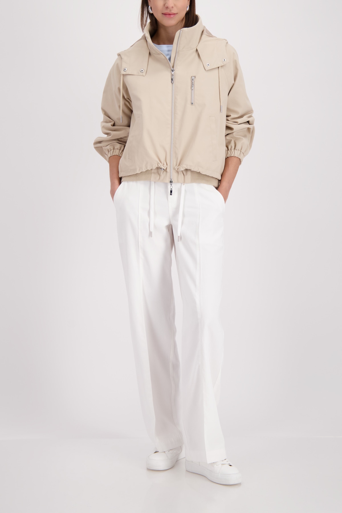 Monari Outdoorjacke mit Kapuze Stehkragen, Oversized Fit, Ripp-Details an Kragen und Bodysaum