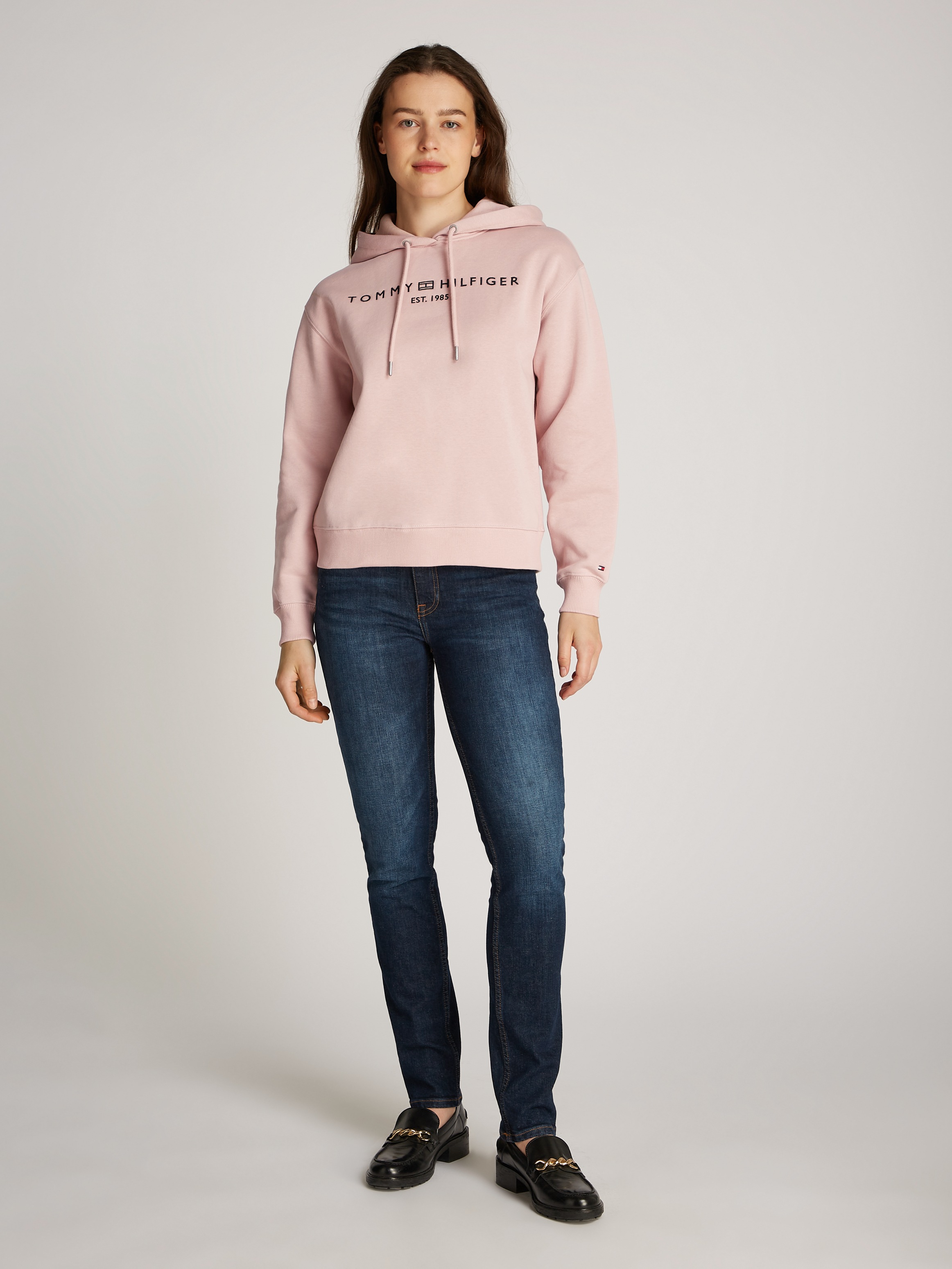Tommy Hilfiger Kapuzensweatshirt »MDRN REG CORP LOGO HOODIE«, mit gesticktem Logo-Schriftzug