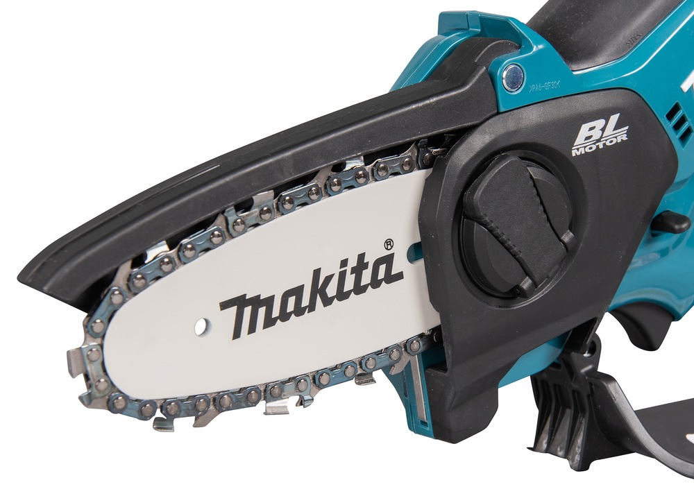Makita Akku-Säge »»UC100DZ« 12V max., 10 cm, 8 m/s, ohne Akku und Ladegerät« zum Ausasten + für Korrekturschnitte, speziell für Park-und Baumpflege