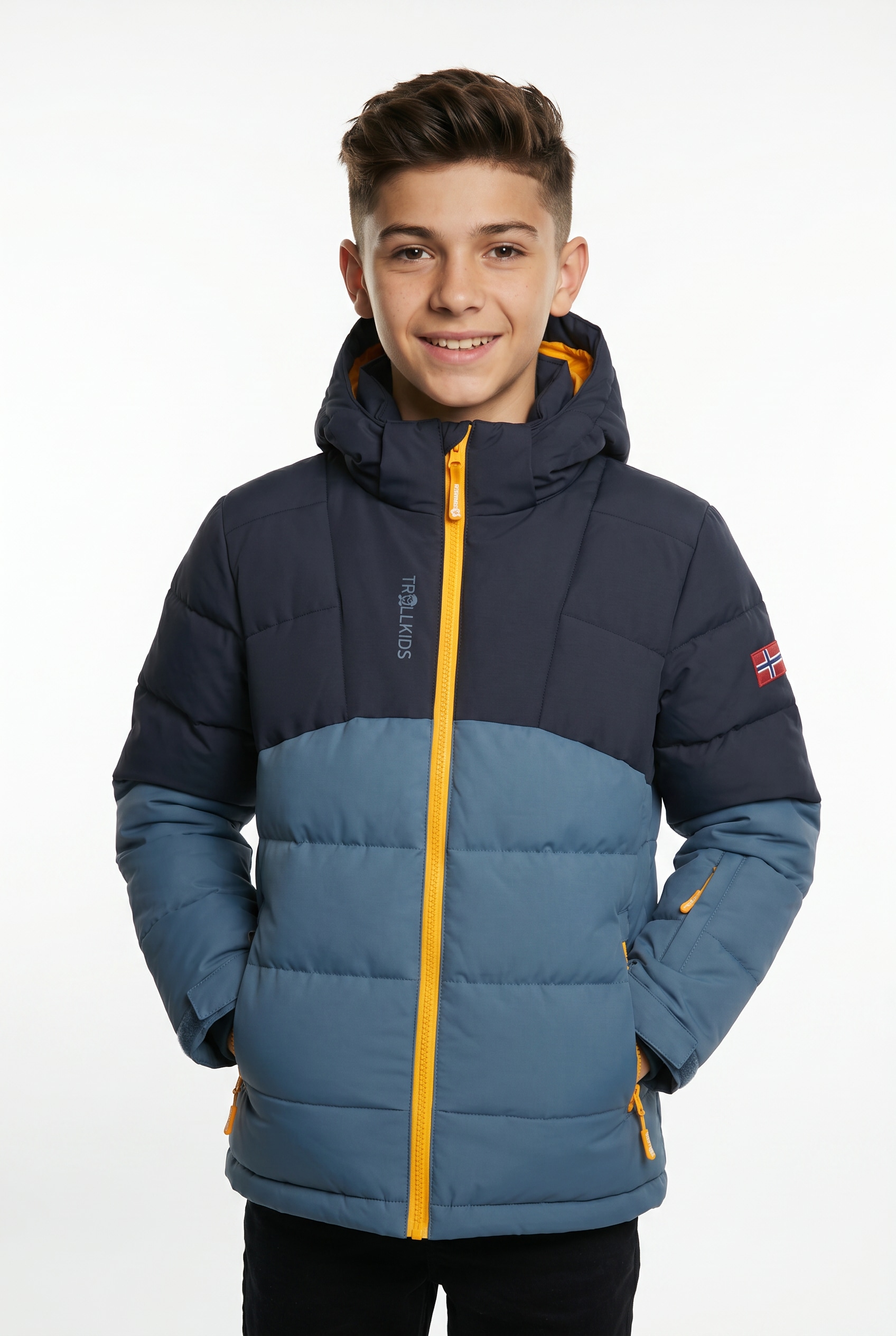 TROLLKIDS Funktionsjacke »KIDS GRYLLEFJORD JACKET« mit Kapuze sportlich, aus Polyester, warm wattiert, wasserabweisend, winddicht