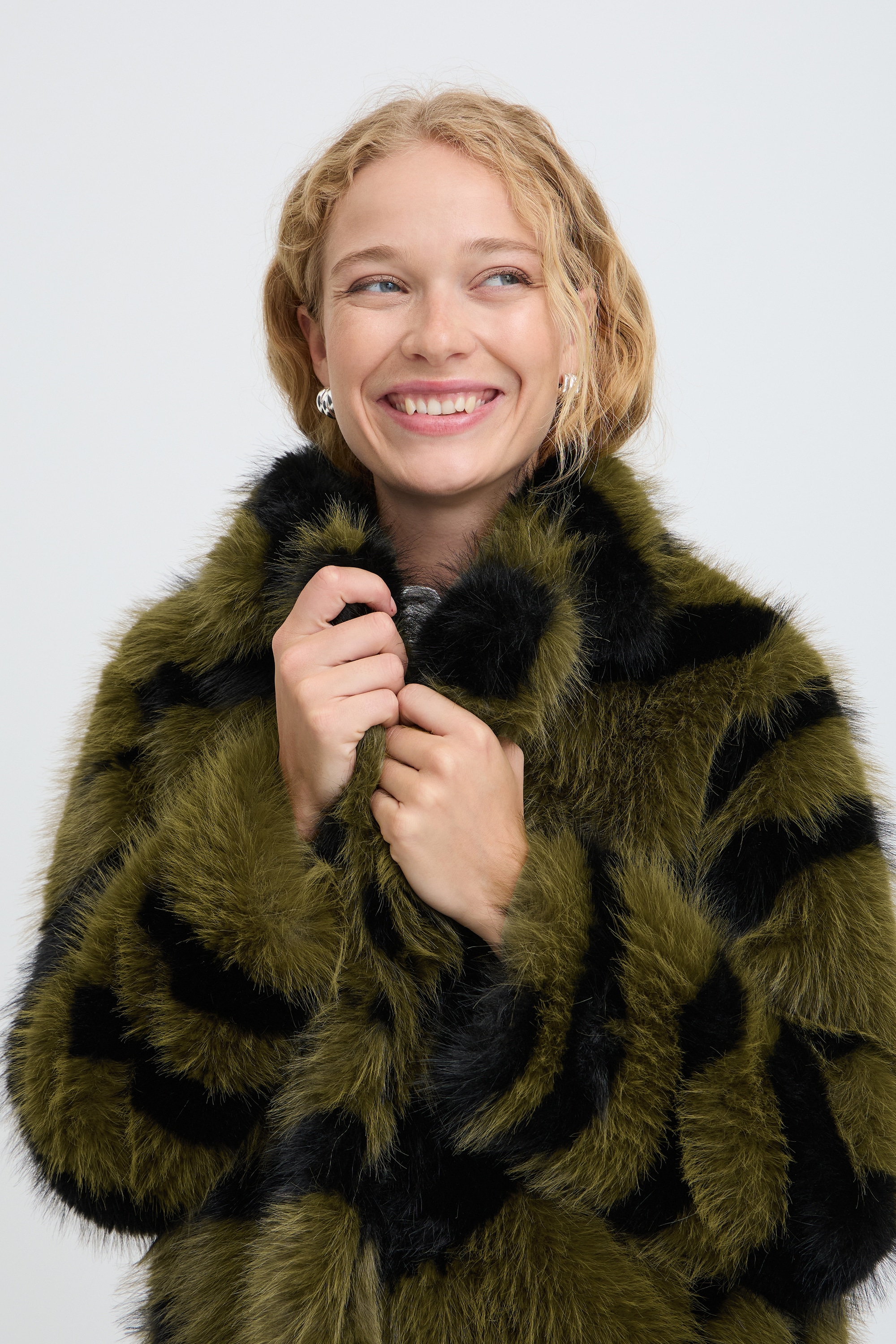 b.young Outdoorjacke »Damen Übergangsjacke BYASKAJA«