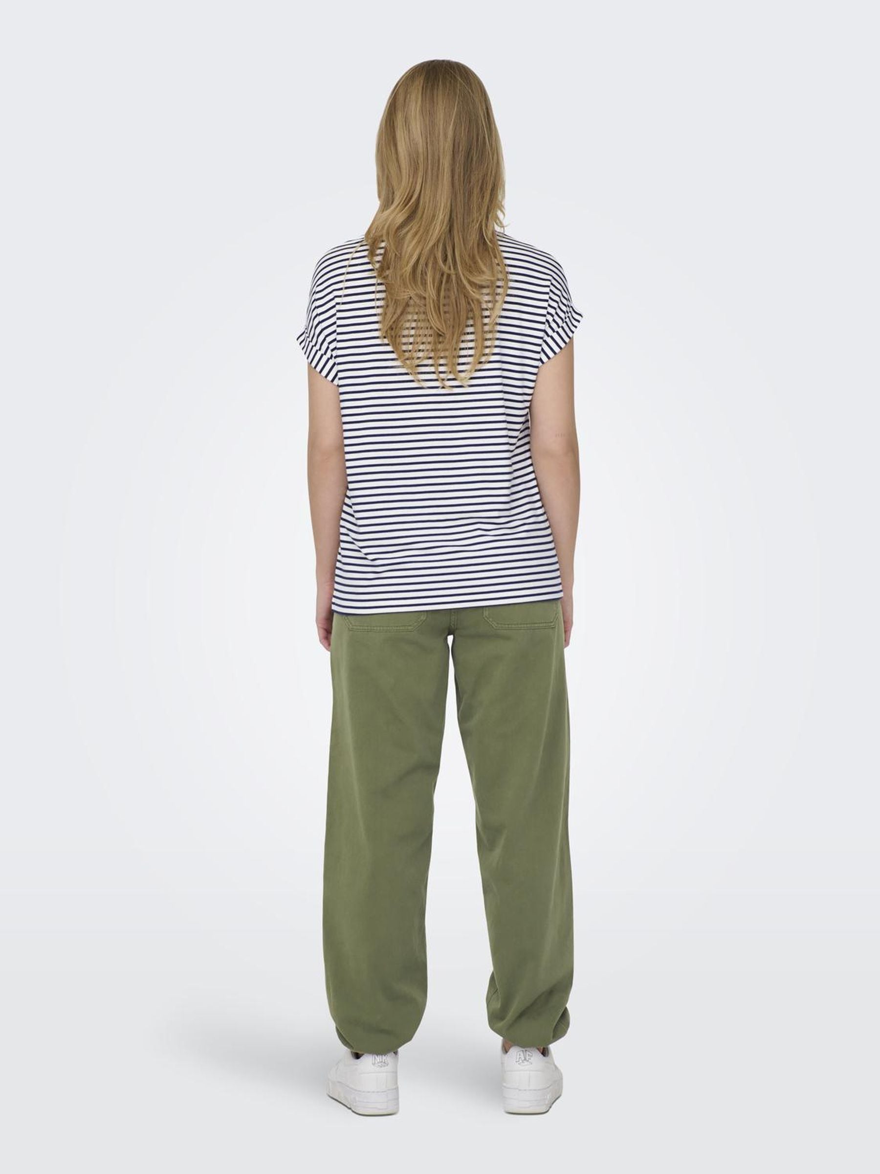 ONLY T-Shirt »ONLMOSTER STRIPE S/S O-NECK TOP JRS NOOS«, mit Aufschlag am Arm