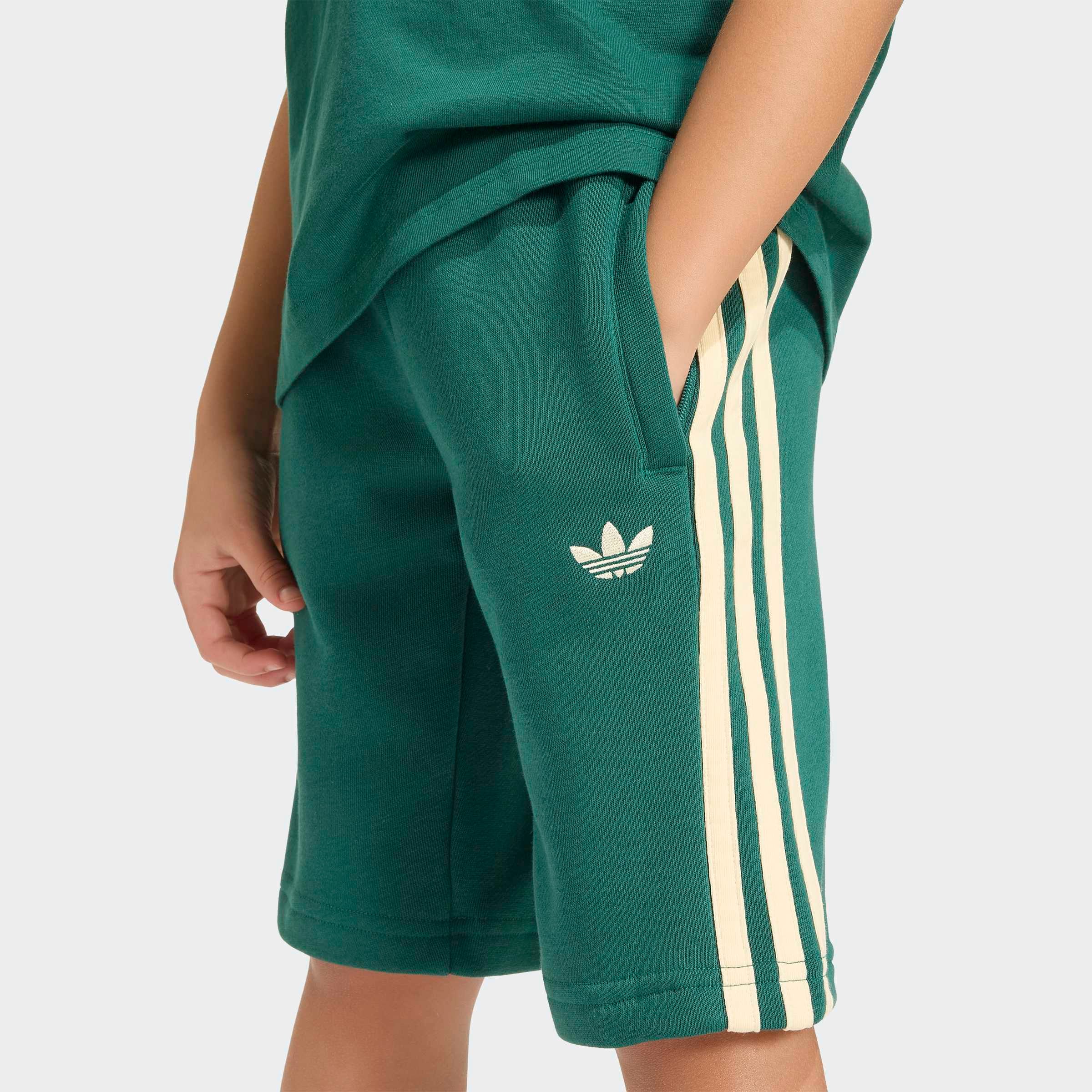 adidas Originals Trainingsanzug »3-STREIFEN SET AUS UND« 2