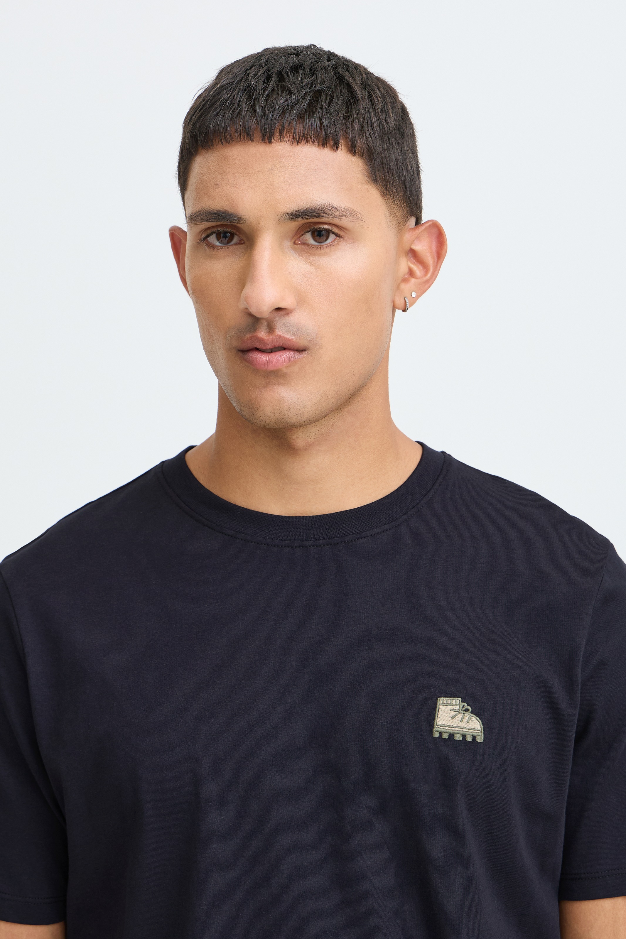 Blend Rundhalsshirt »BHLOGAN  S/S EMB TEE« Baumwolle, regular fit