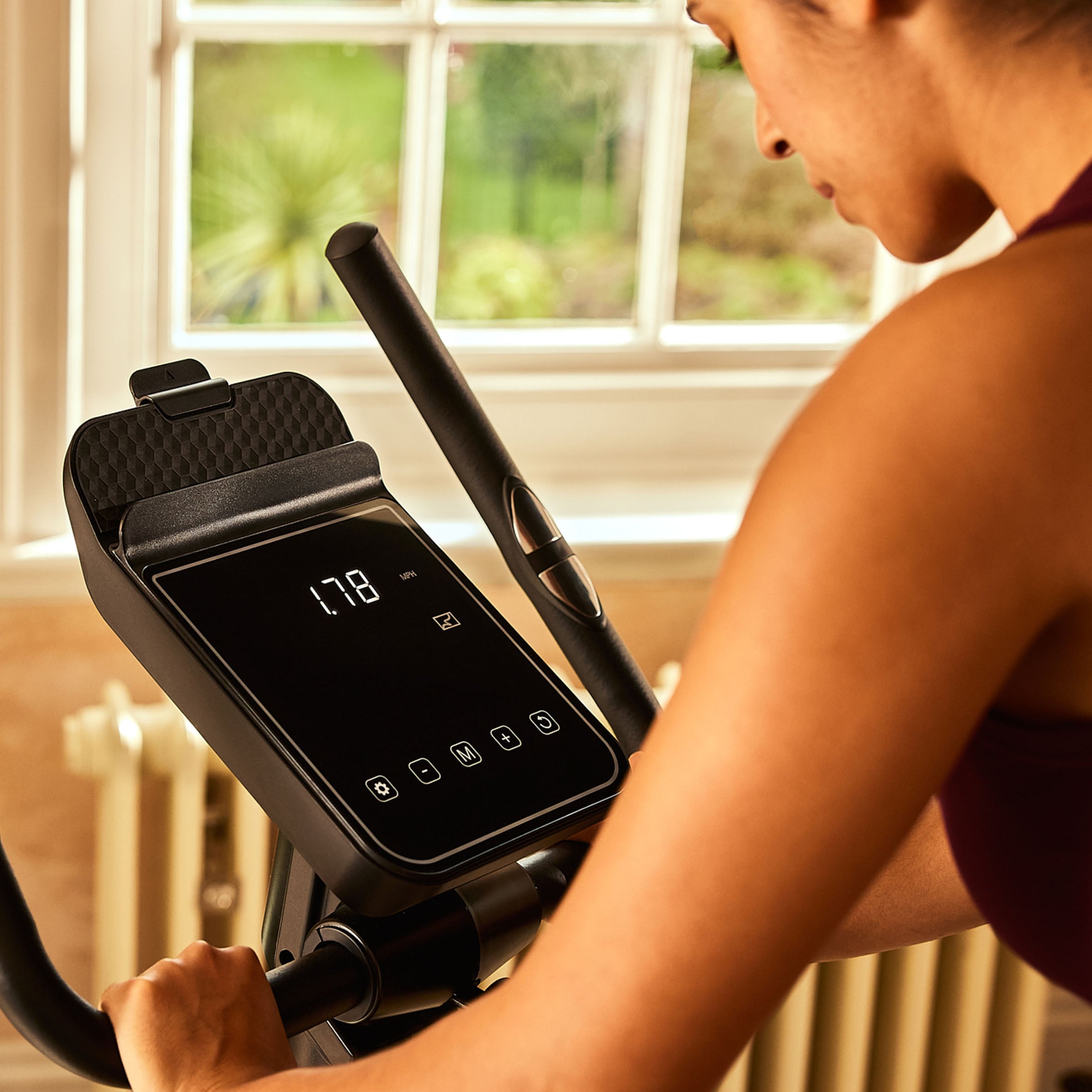 Reebok Heimtrainer »FR20 Heimtrainer«, (mit Tablet-Halterung), 8 Widerstandsstufen