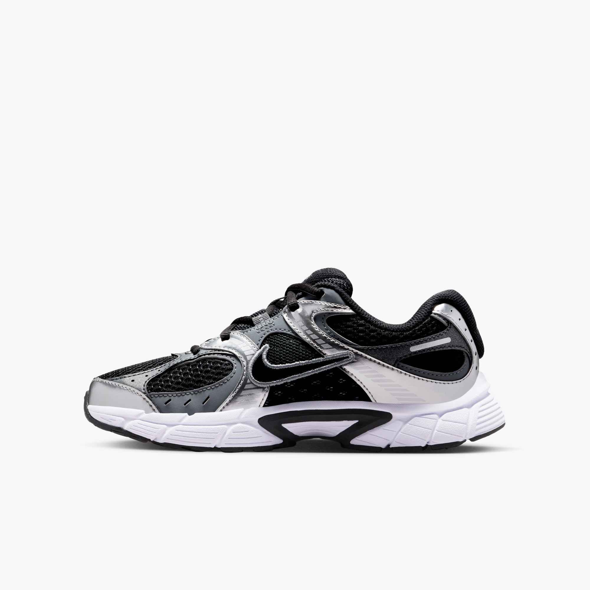 Nike Sportswear Sneaker »V5 RNR (GS)«  inspiriert vom Design des Y2K Nike Vomero 5 für Jugendliche