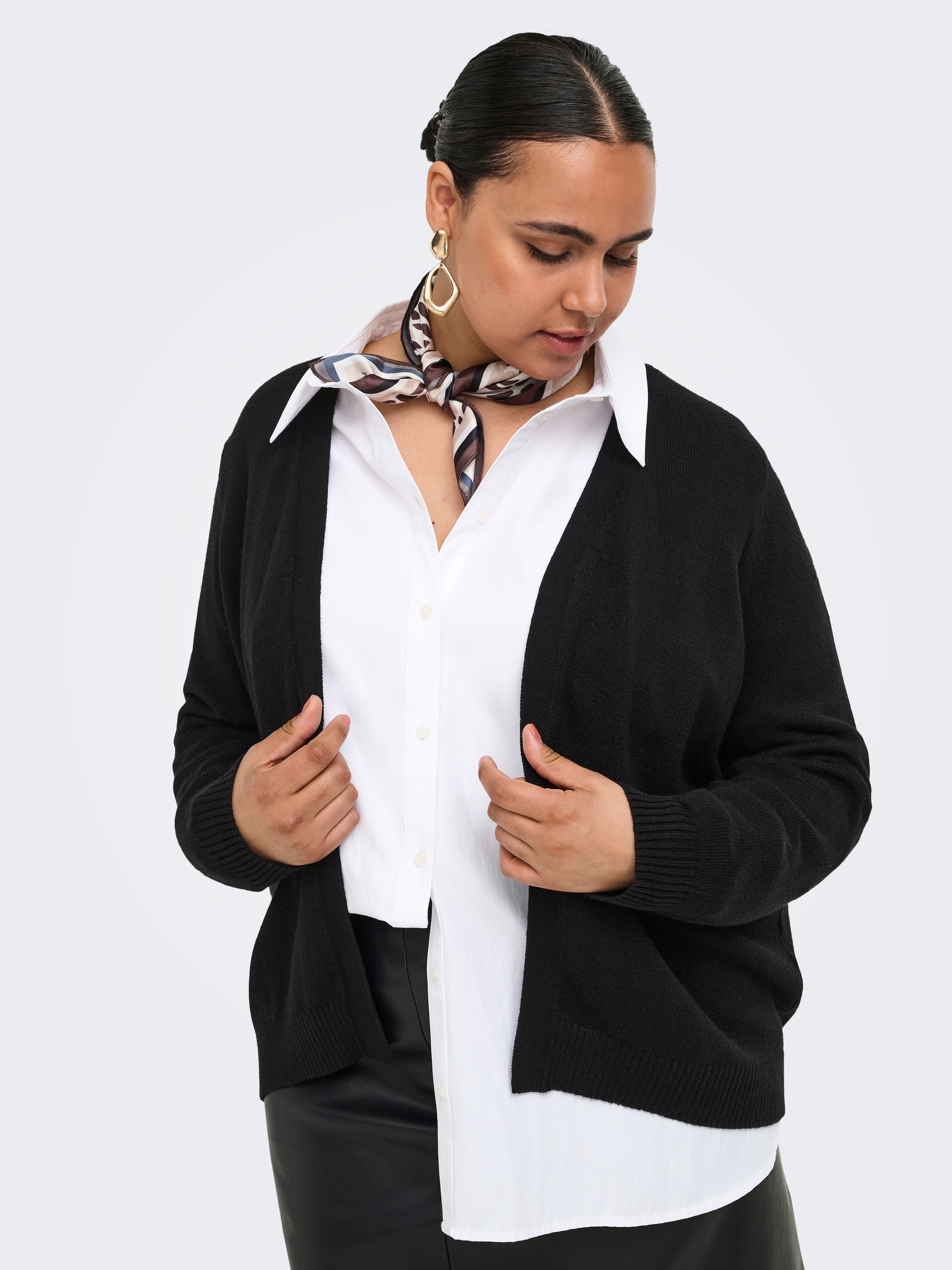 ONLY CARMAKOMA Strickjacke »CARPRINCESS LS SHORT CARDI NOOS« Viskosemischung