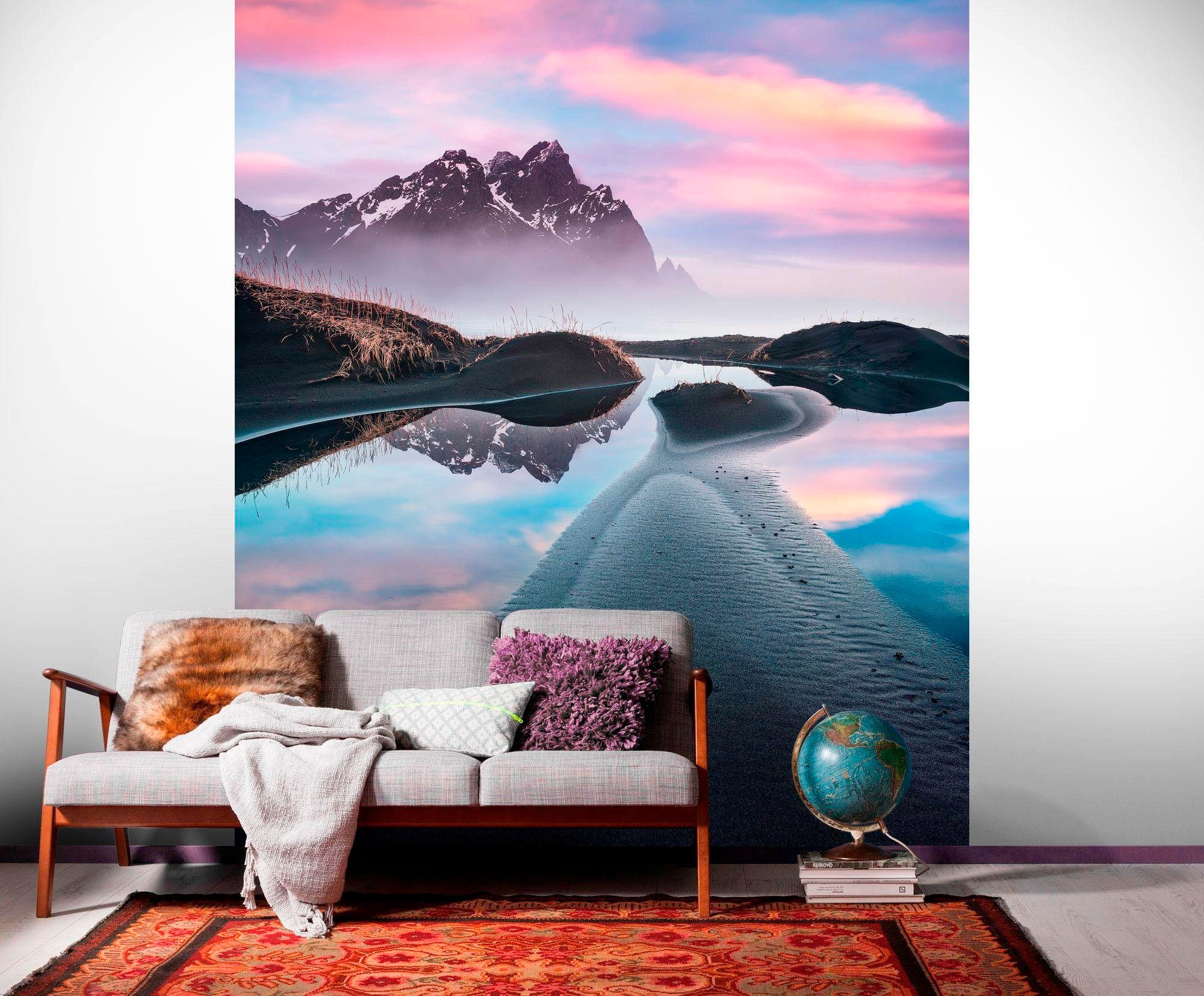 Komar Vliestapete »Digitaldruck Vlies - Glowing Vestrahorn - Größe 200 x 250 cm«, bedruckt, Wohnzimmer, Schlafzimmer