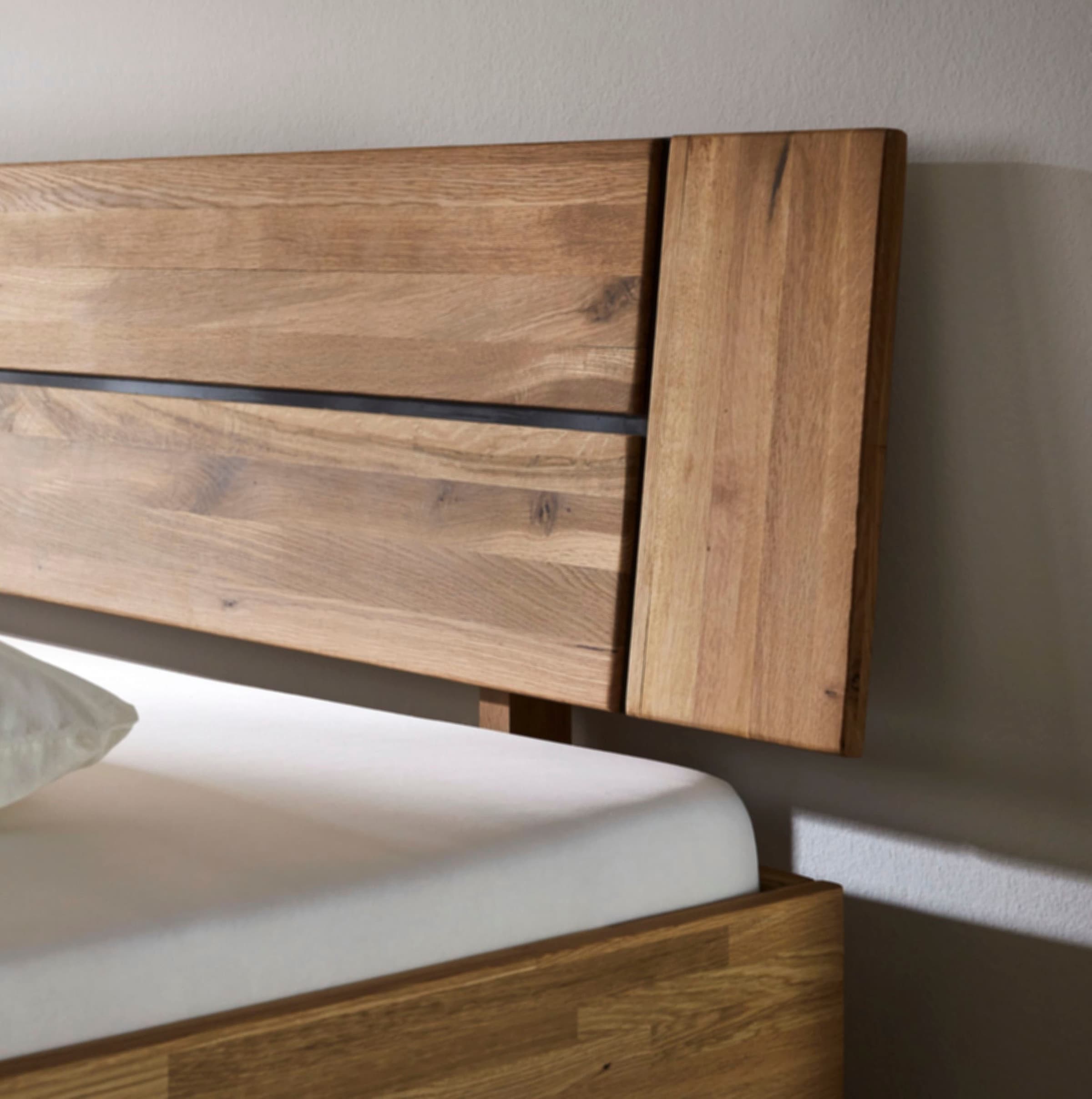 Home affaire Massivholzbett »Chavot II« wahlweise in Kernbuche oder Wildeiche erhältlich