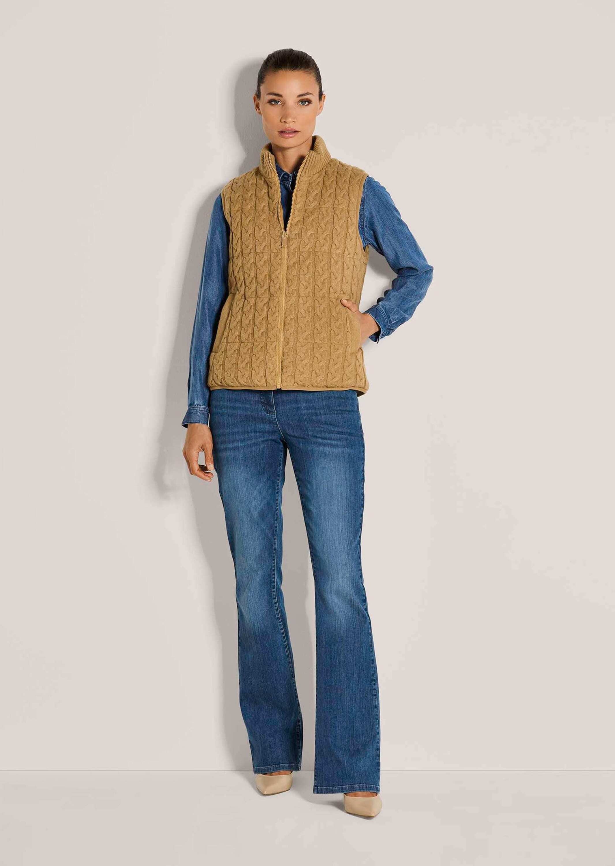 MADELEINE Kurzweste »Weste Strickweste mit Zopfmuster«