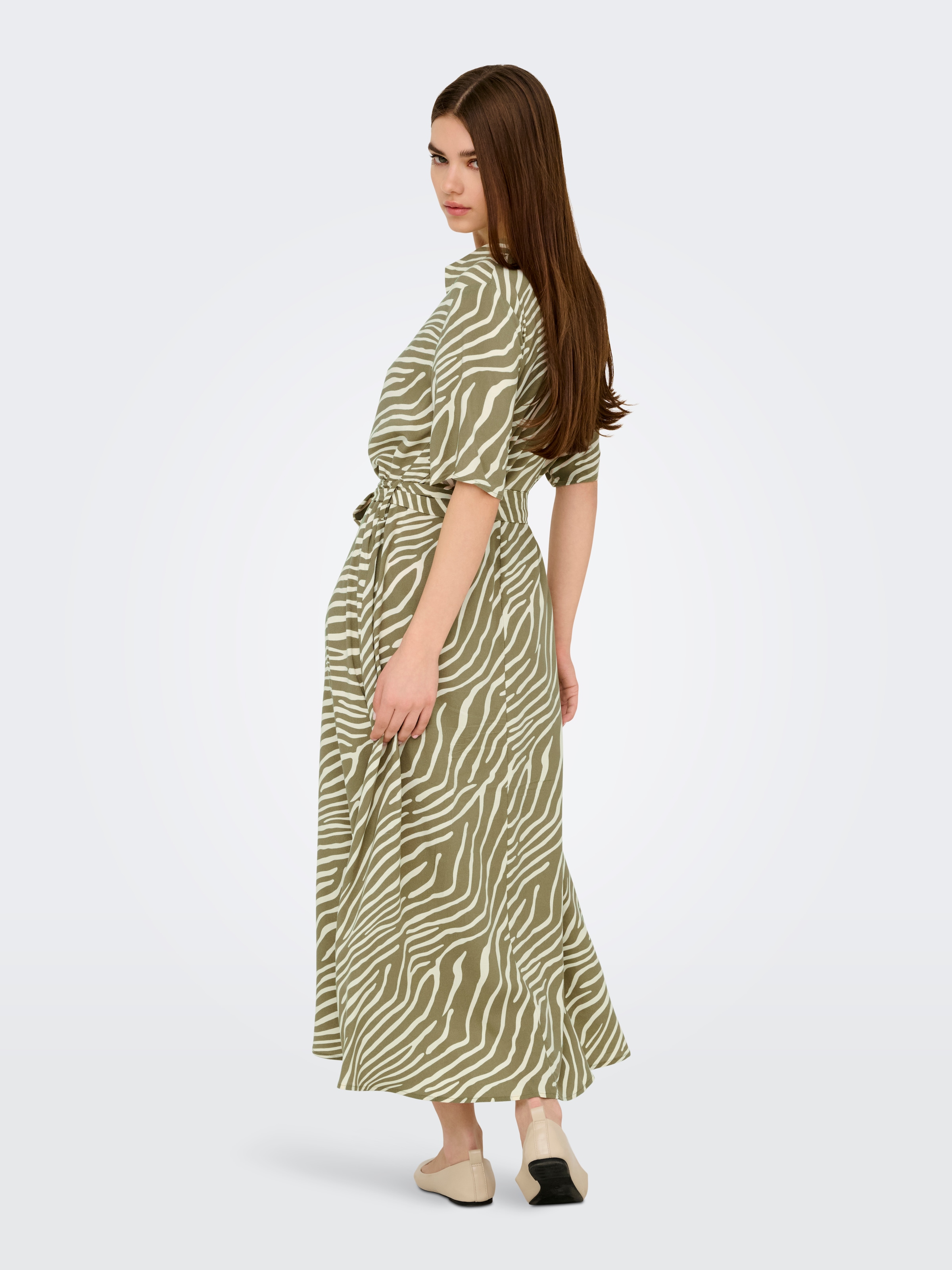 JDY Hemdblusenkleid »JDYSTARSEZEN LIFE 2/4 MIDIDRESS WVN NOOS«, Sommerkleid