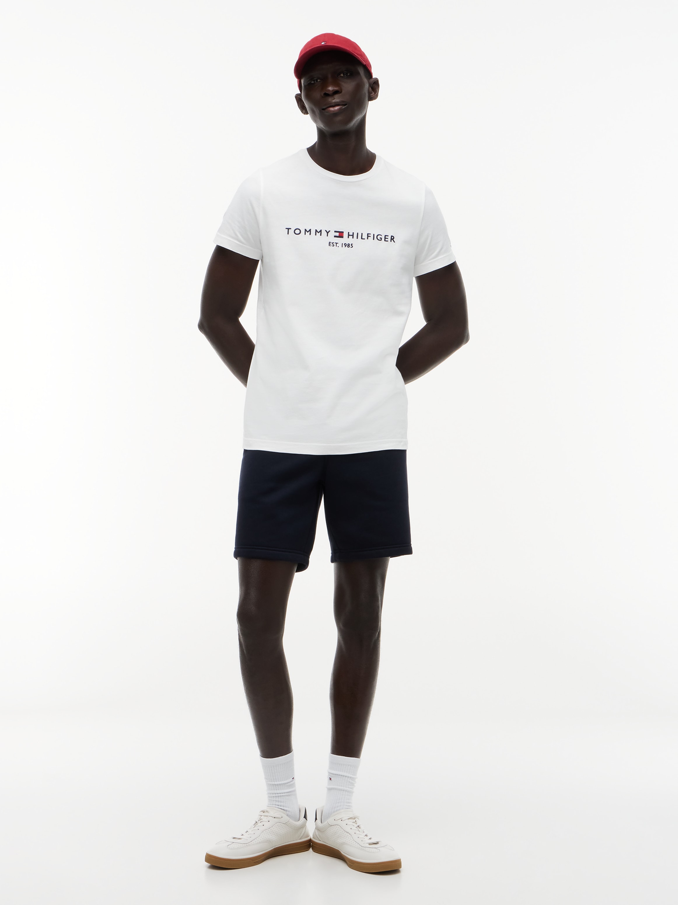 Tommy Hilfiger T-Shirt »TOMMY FLAG HILFIGER TEE« aus Bio-Baumwolle, Regular Fit