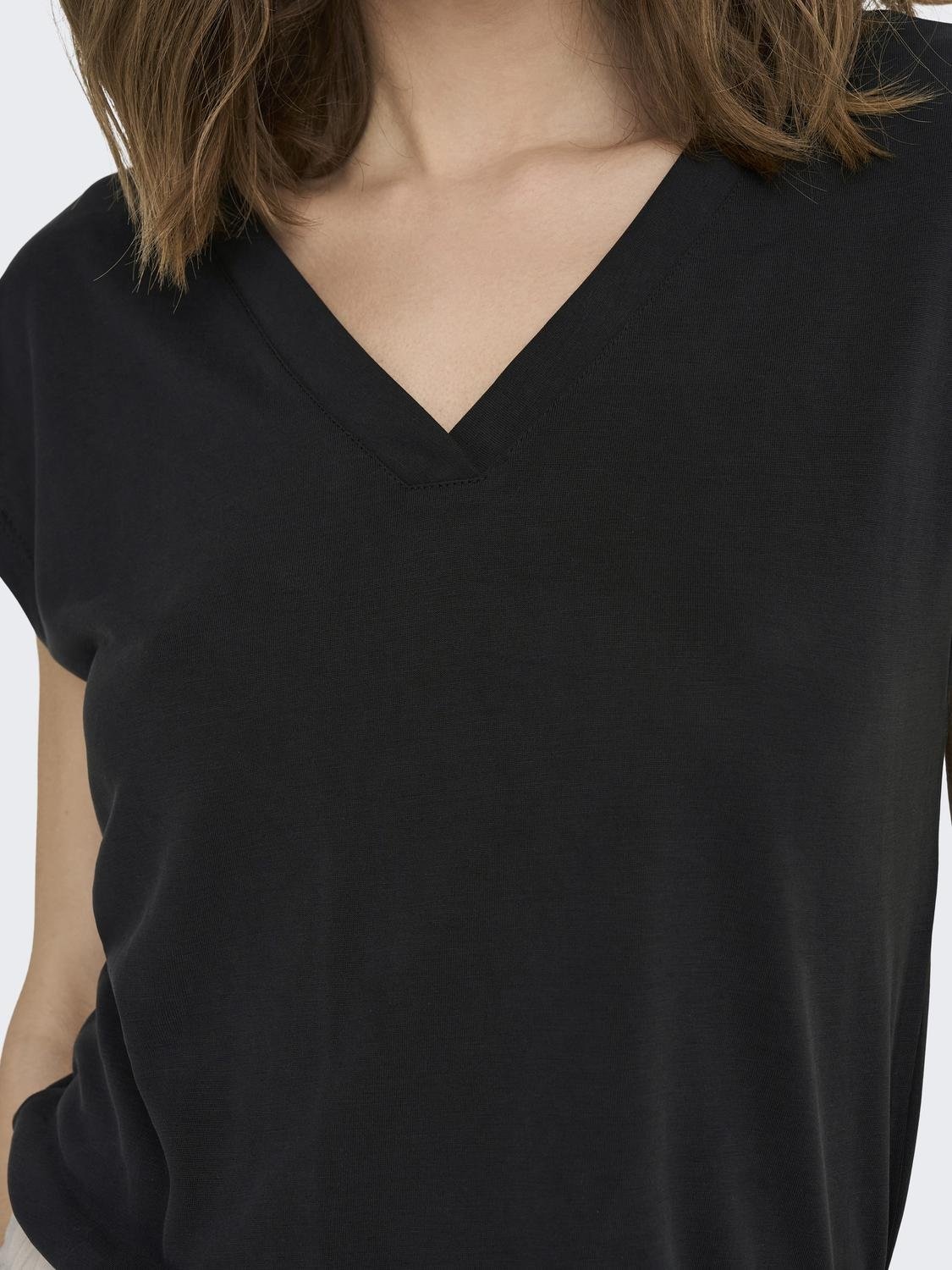 ONLY V-Shirt »ONLFREE S/S MODAL V-NEC TOP BOX JRS NOOS«