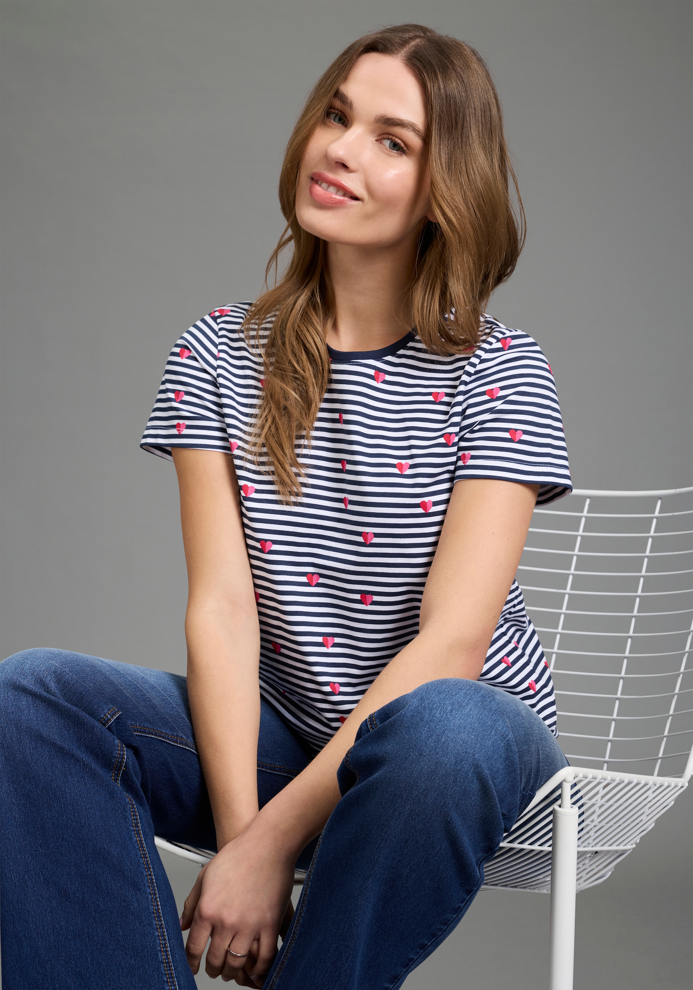 KangaROOS T-Shirt schmale Passform, Kurzarm, Rundhalsausschnitt, aus Single Jersey