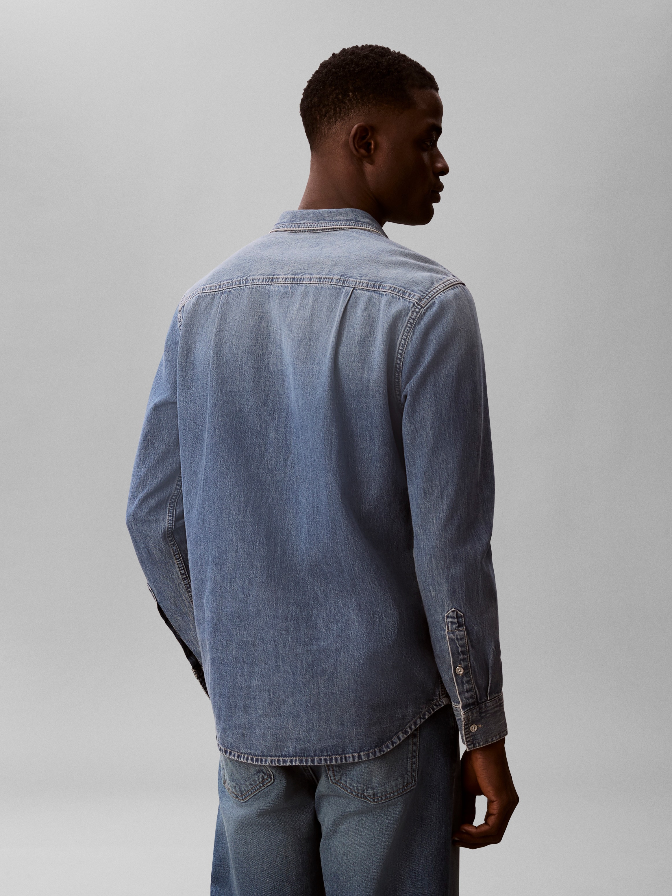 Calvin Klein Jeans Jeanshemd »VINTAGE INDIGO« Regular fit mit Rundhalsausschnitt