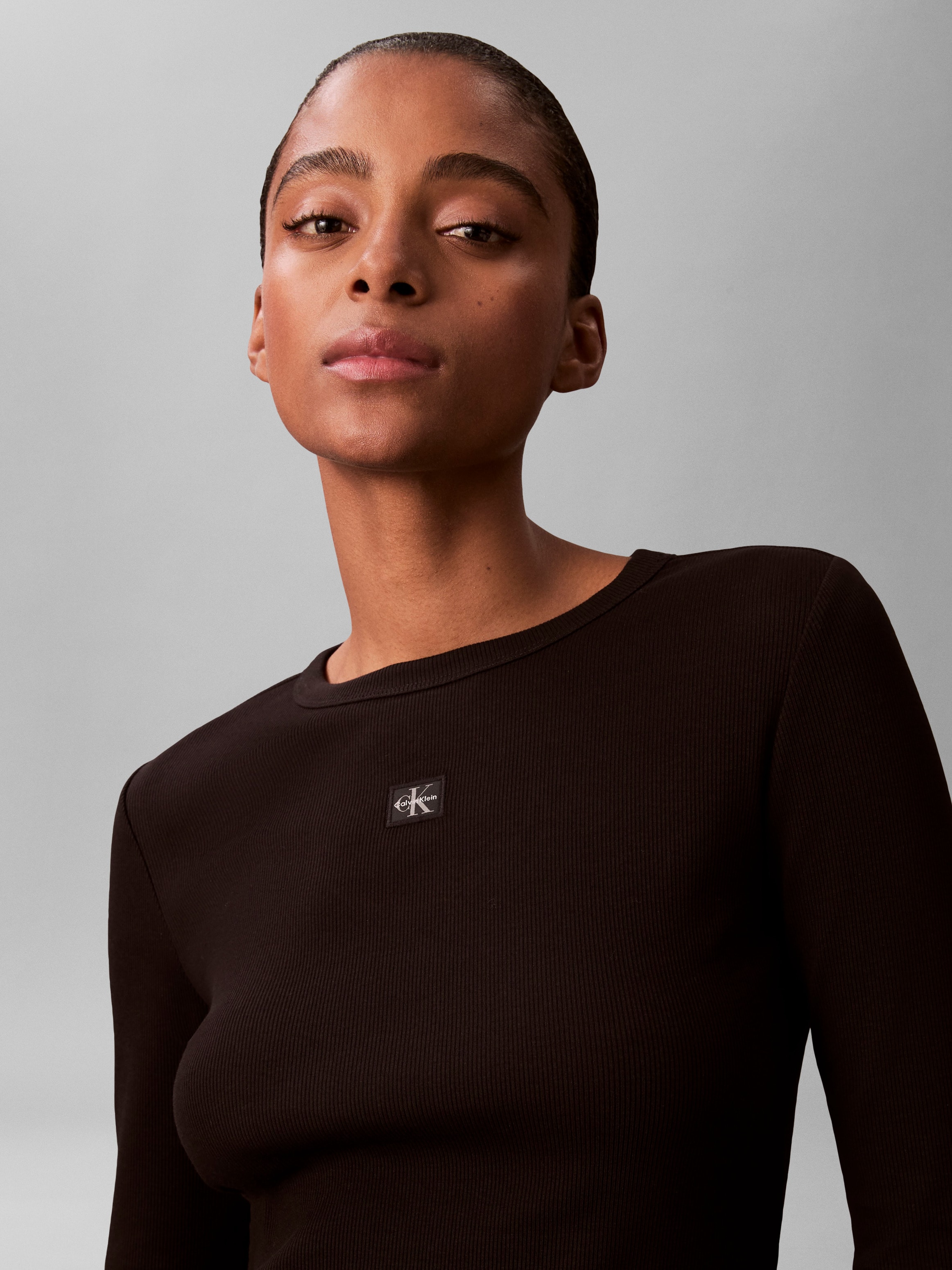 Calvin Klein Jeans Shirttop Figurbetonte Passform mit Rundhalsausschnitt