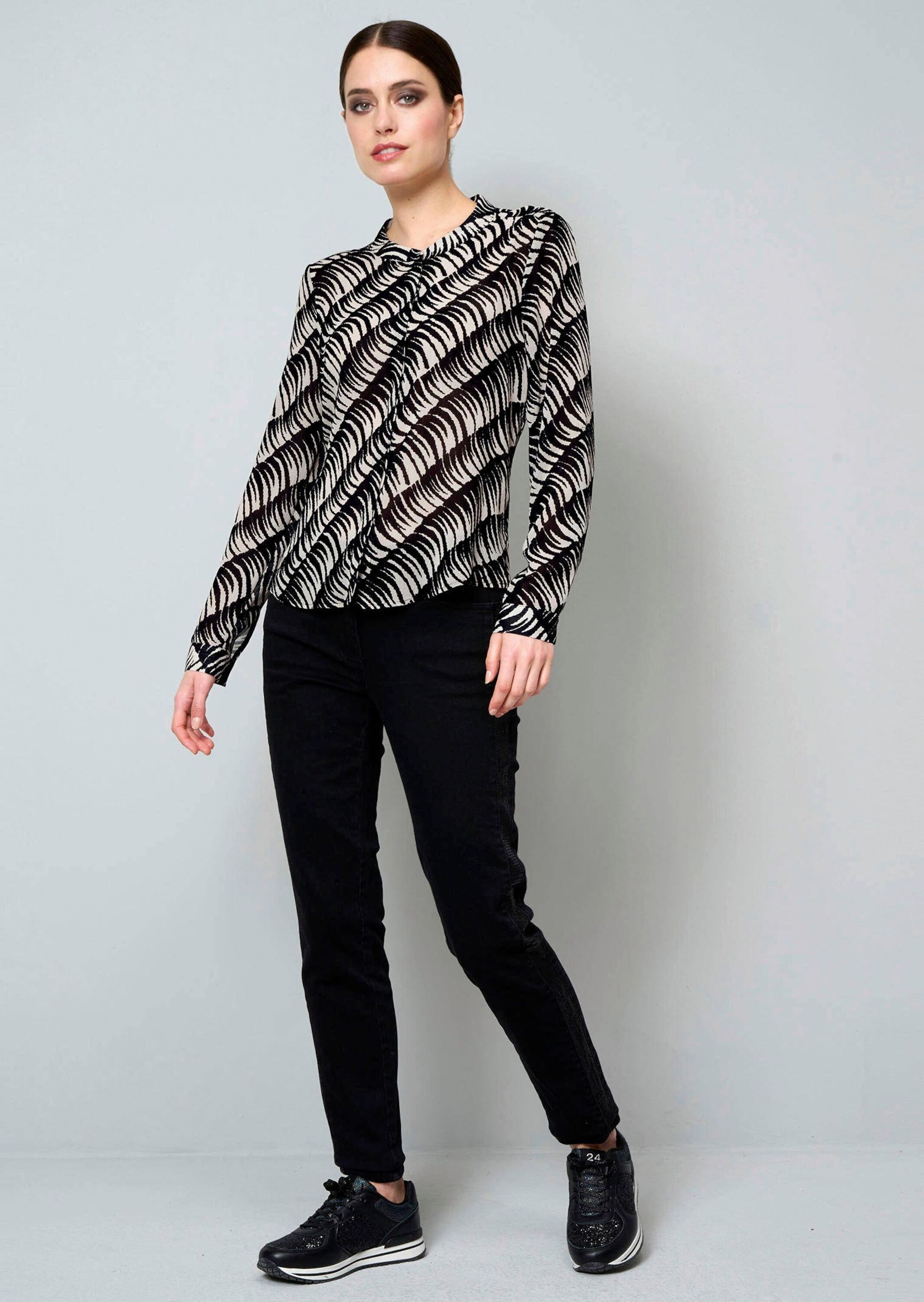 Alba Moda Hemdbluse »Bluse Bluse in transparenter Qualität«