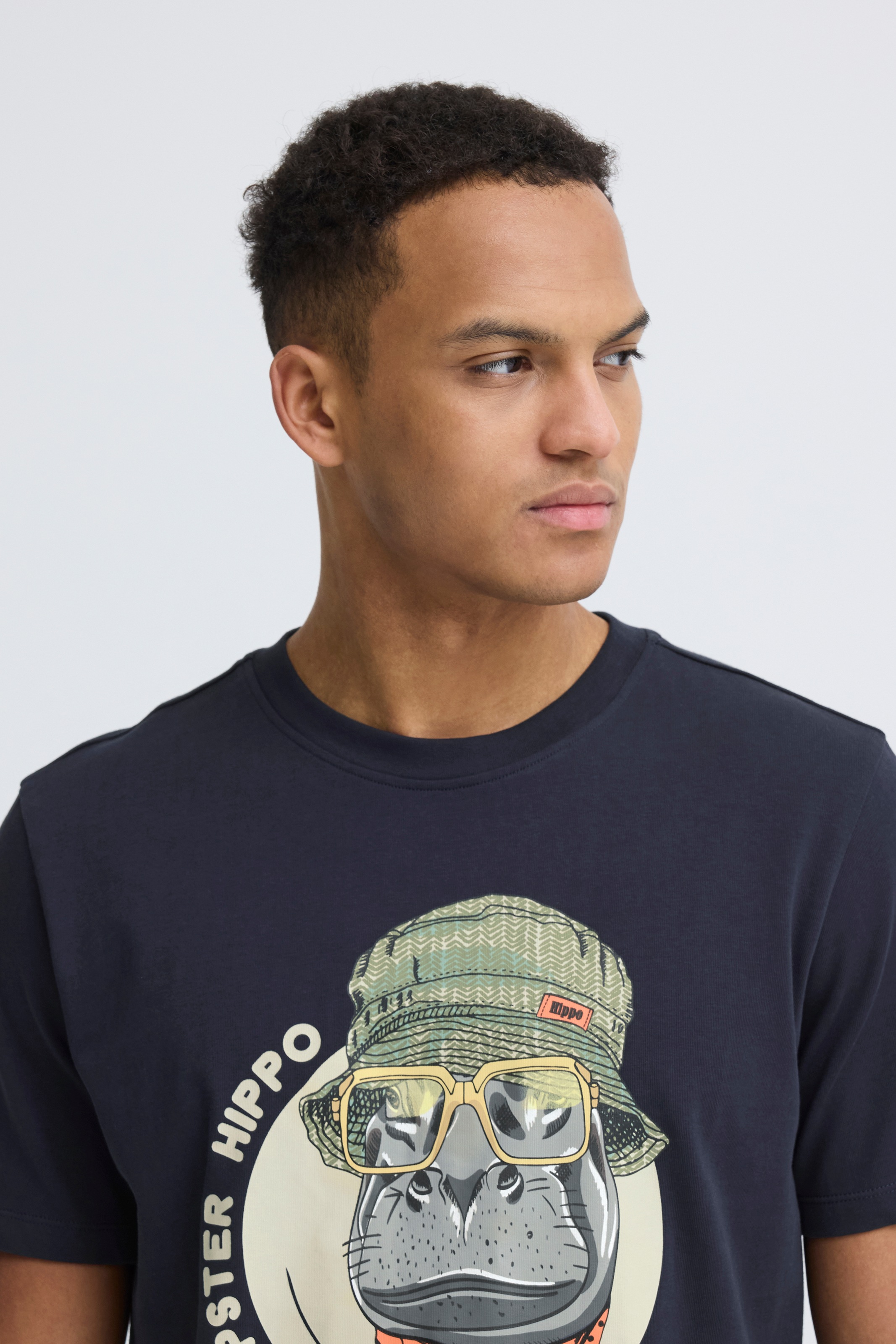 Blend T-Shirt »BHKURT FUNNY GRAPHIC S/S TEE« mit normaler Länge, ohne Verschluss, aus Baumwolle und Single Jersey