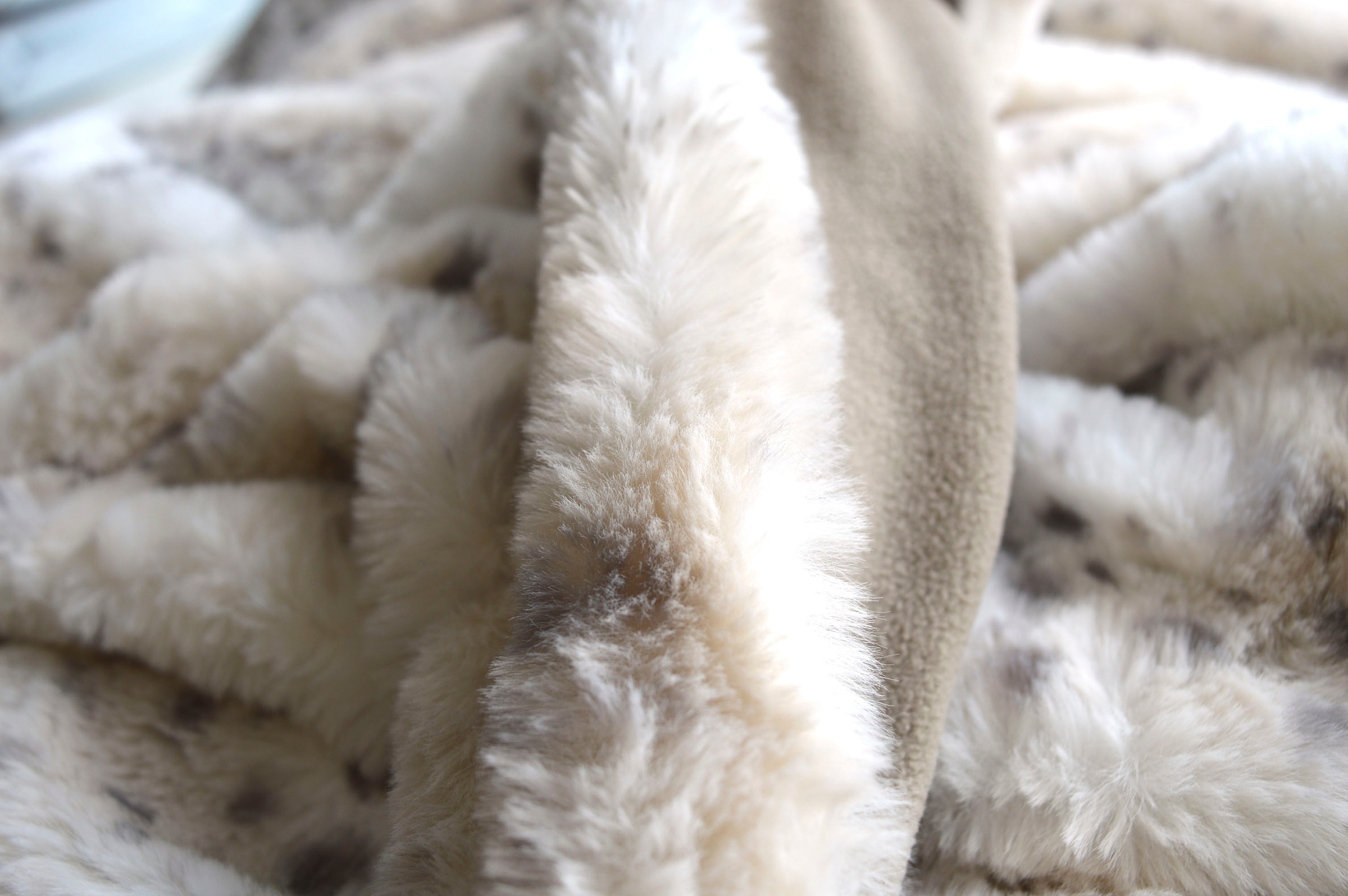 MESANA Wohndecke »Schneeleopard«, aus kaufen OTTO hochwertigem bei Fellimitat