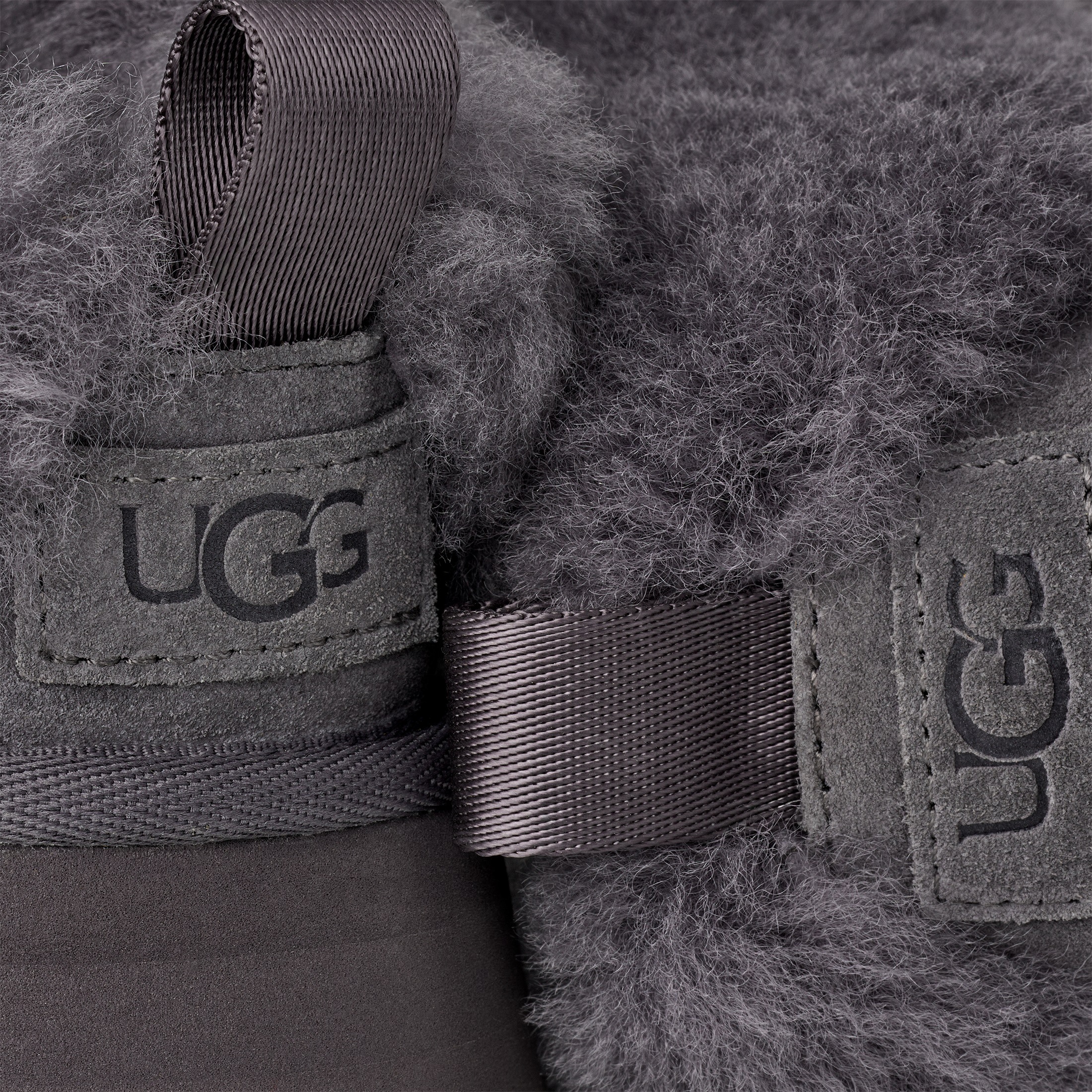 UGG Schlupfboots »TAZZELLE«, Ankleboots, Schlupfboots mit Anziehlasche