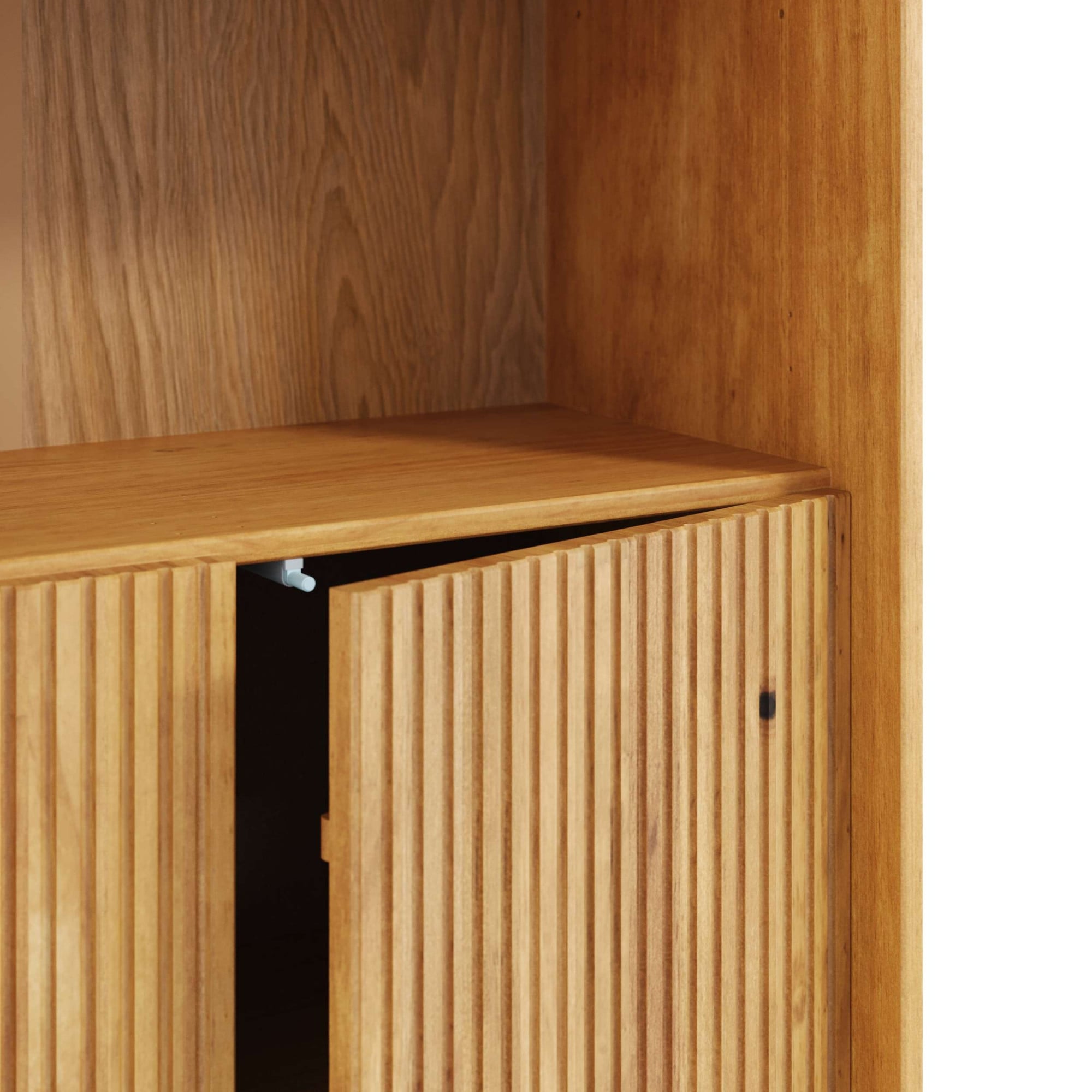 OTTO home Bücherregal »Malmedy Front mit gefrästen Rillen« Bücherschrank aus massivem Kiefernholz, Push-to-open, FSC, B: 80 cm
