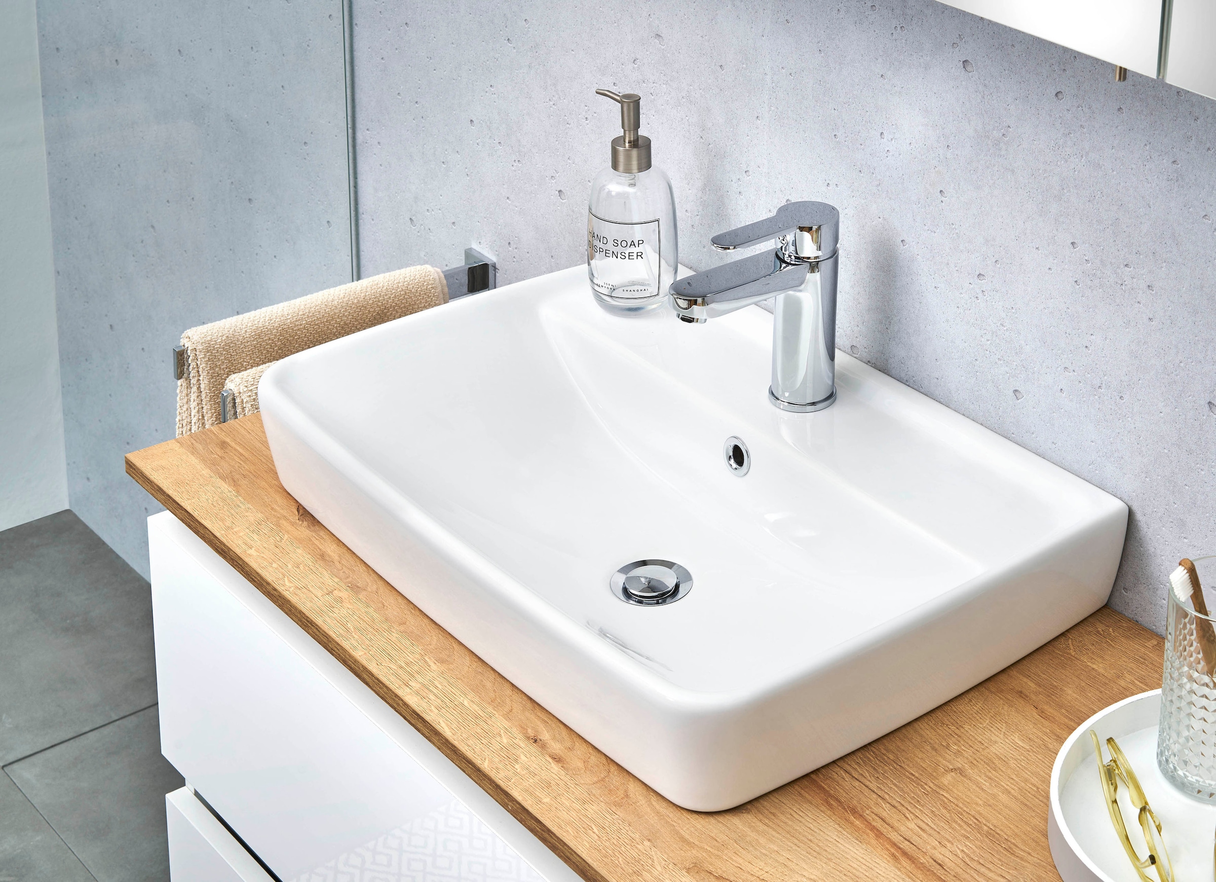 Saphir Badmöbel-Set »Quickset 360 2-teilig, Keramik-Aufsatzbecken mit LED-Spiegelschrank«, (2 St.), Waschtischplatte, 115 cm breit, Weiß Glanz, 3 Türen, 4 Schubladen