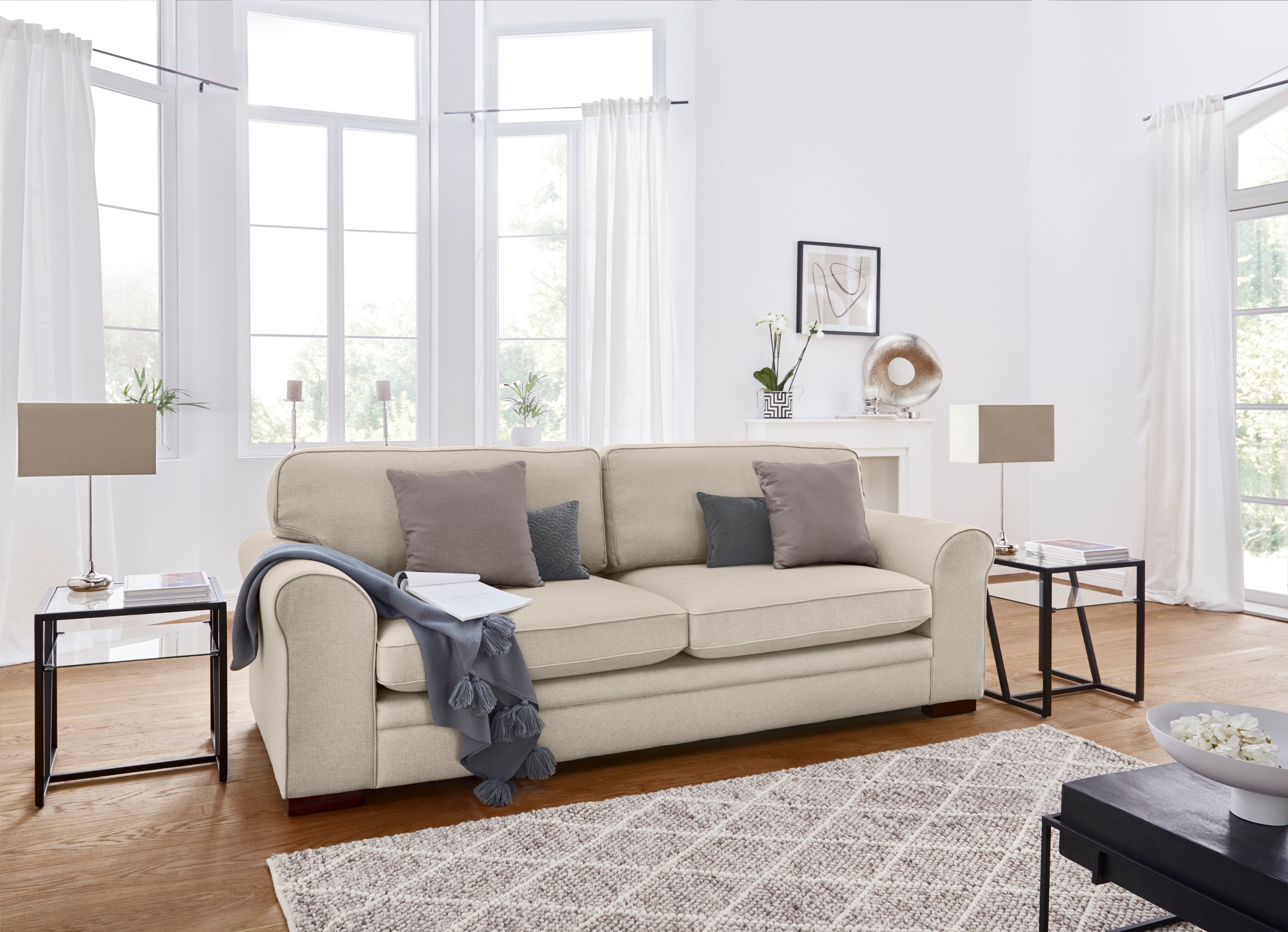 Home affaire 3-Sitzer »Broughton«, weicher Sitzkomfort, incl. 2 Zierkissen, Keder